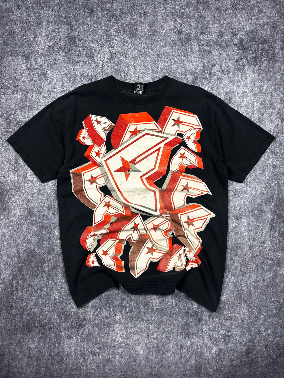 (RARE) 2000S FAMOUS STARS & STRAPS SHIRT (L)