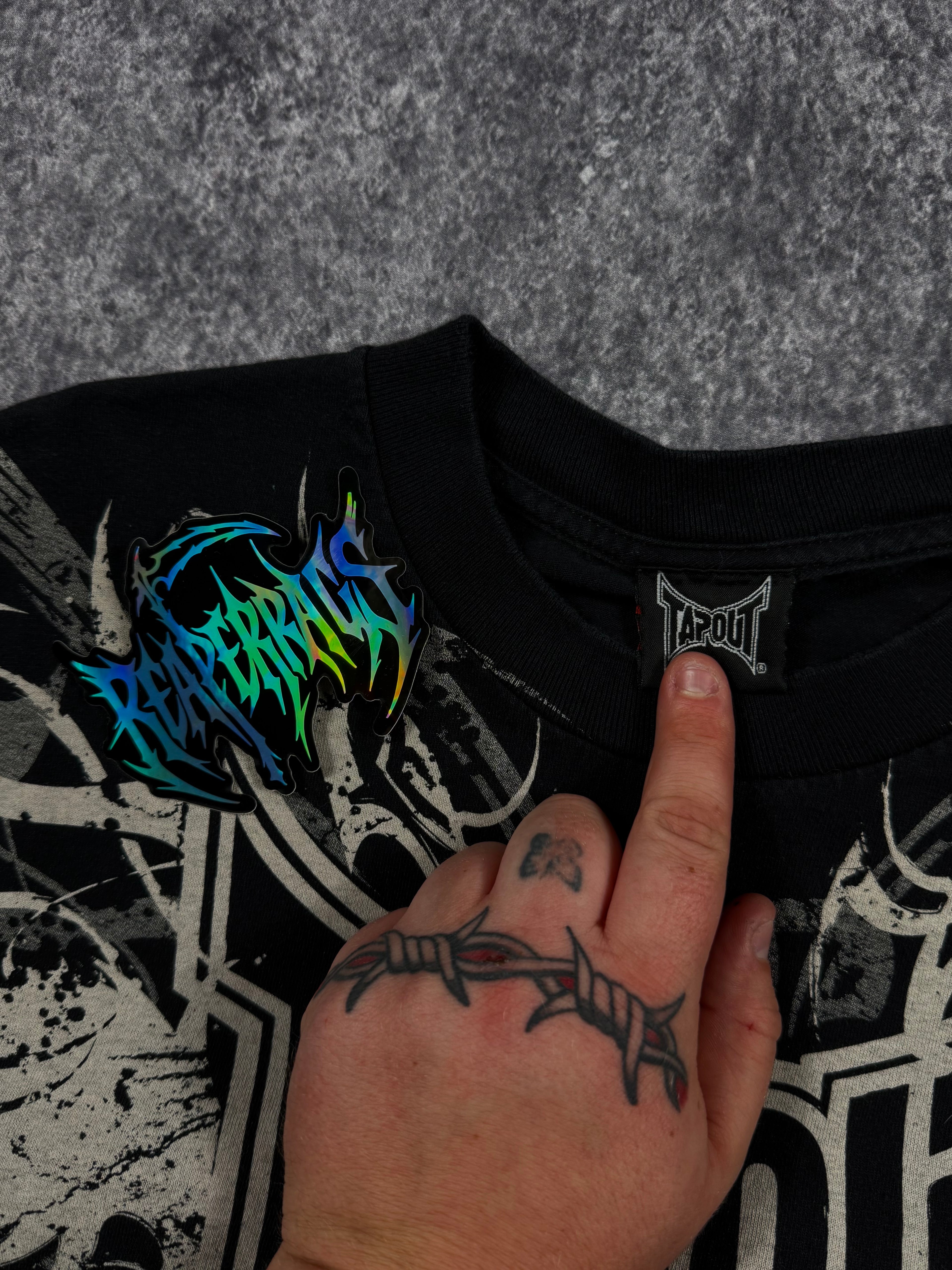 (rare) 2000s tapout shirt (XL)