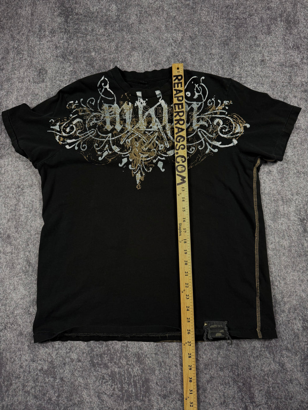 2000s grunge shirt (L)