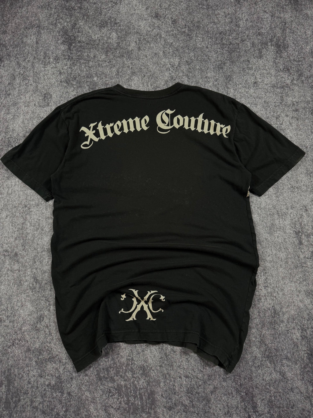(rare) 2000s xtreme couture shirt (L)
