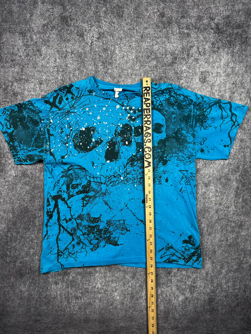 (RARE) 2000S SKULL SHIRT (L)