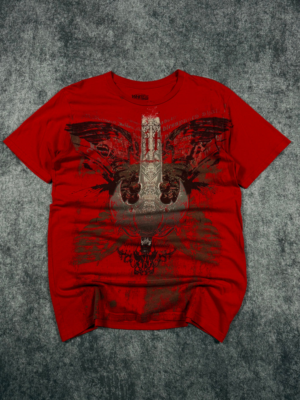 (rare) 2000s whitetag shirt (M)