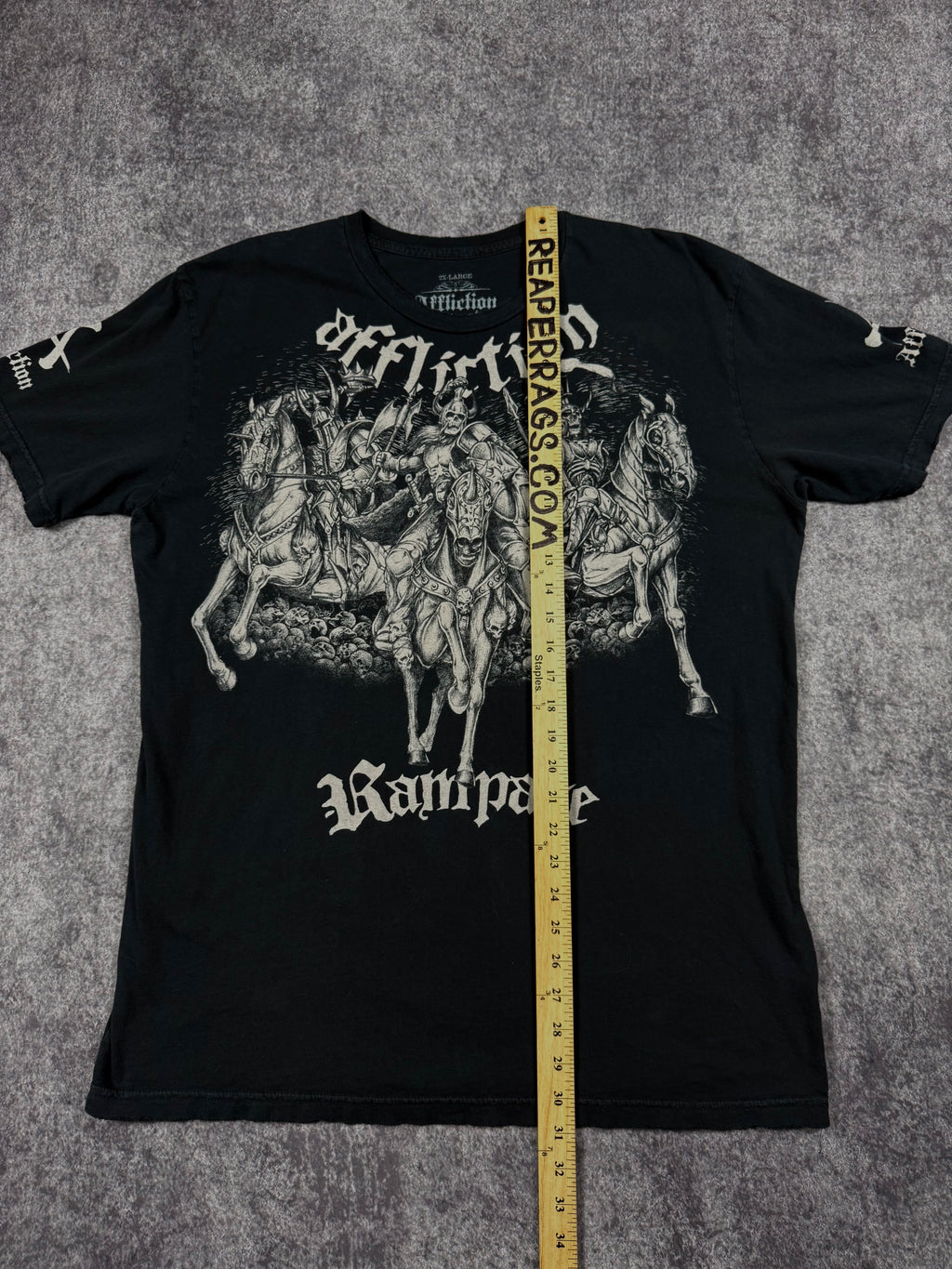 (rare) 2000s affliction x quintin jackson shirt (XL)