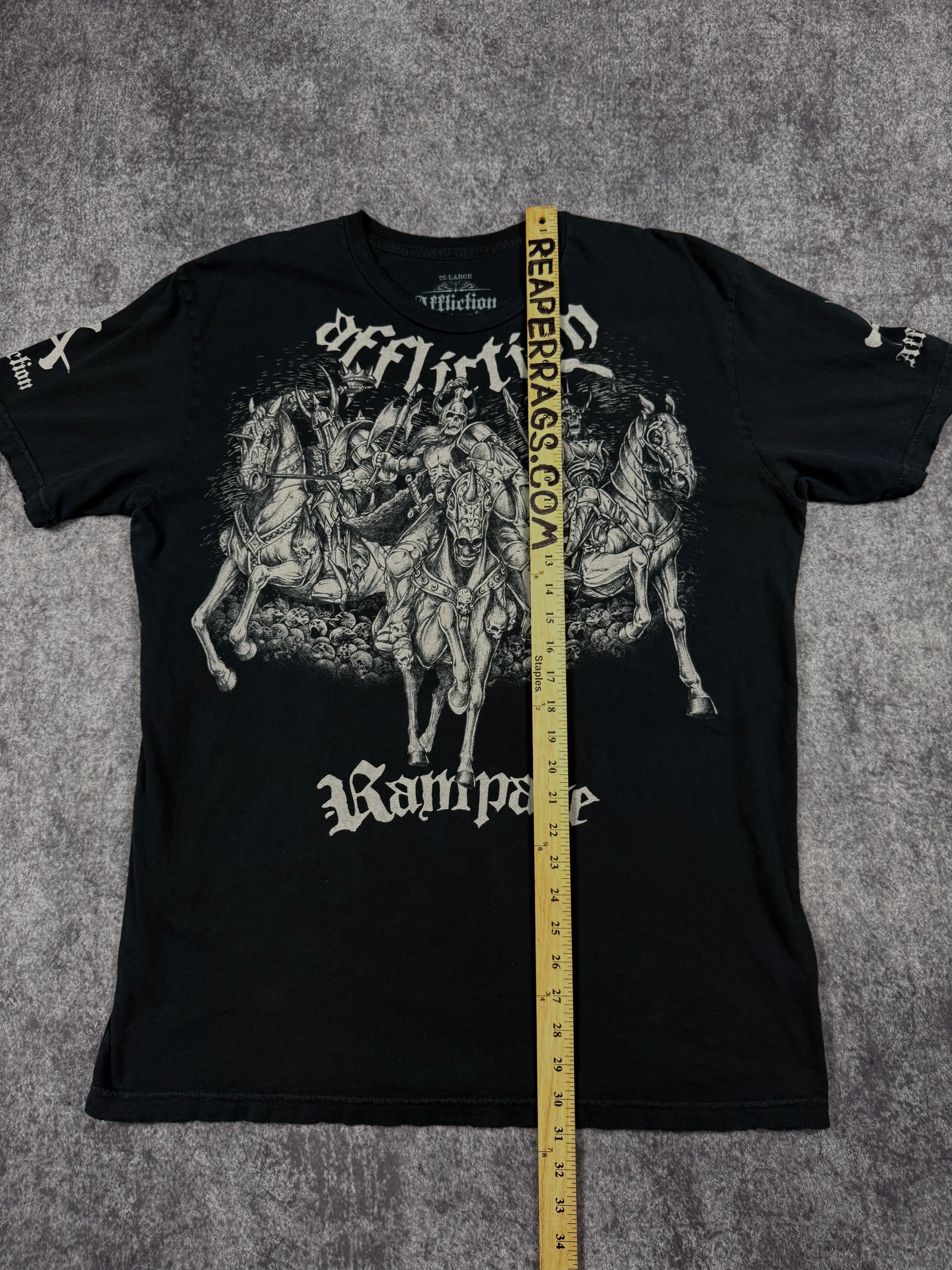 (rare) 2000s affliction x quintin jackson shirt (XL)
