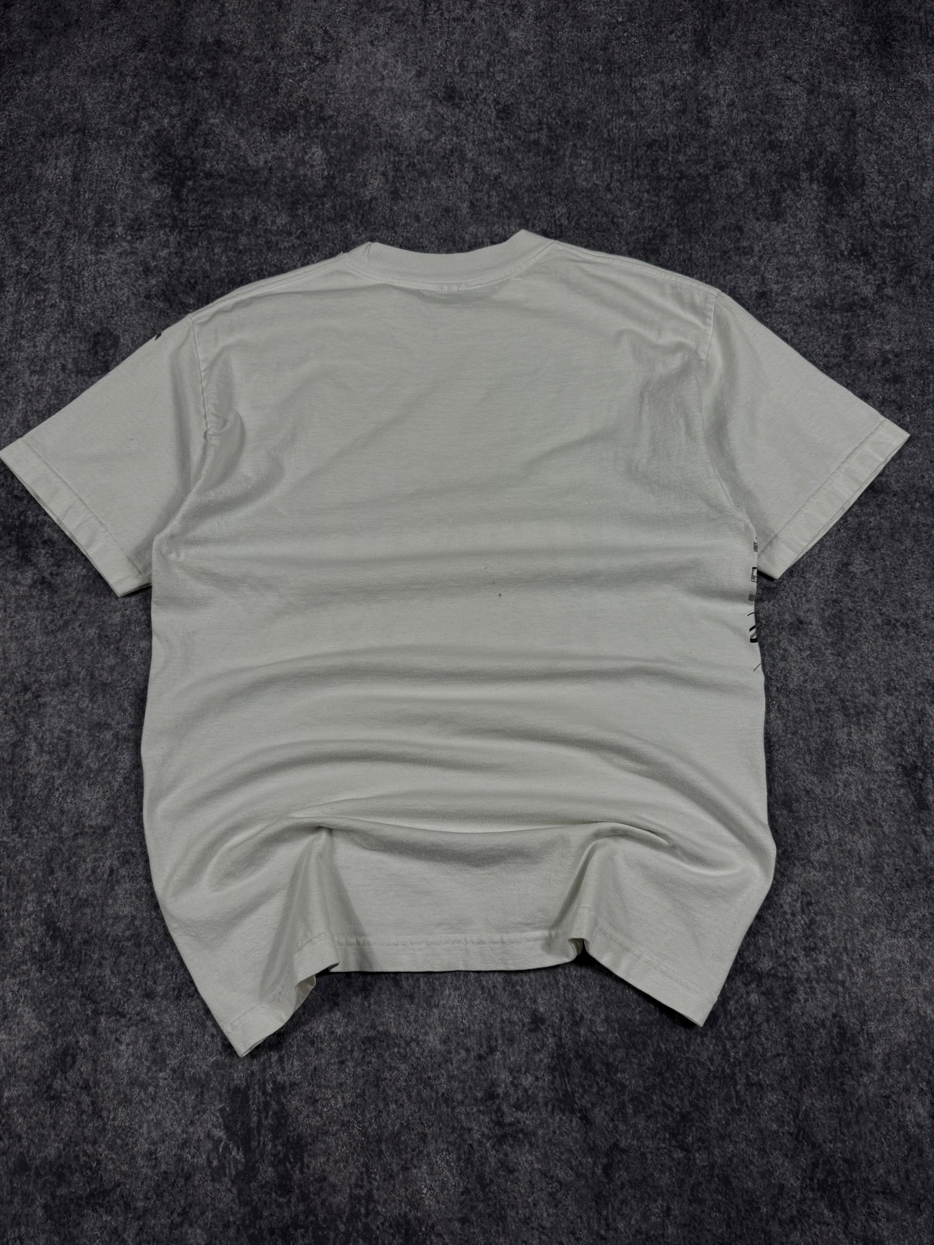 (rare) 2000s tapout shirt (M)
