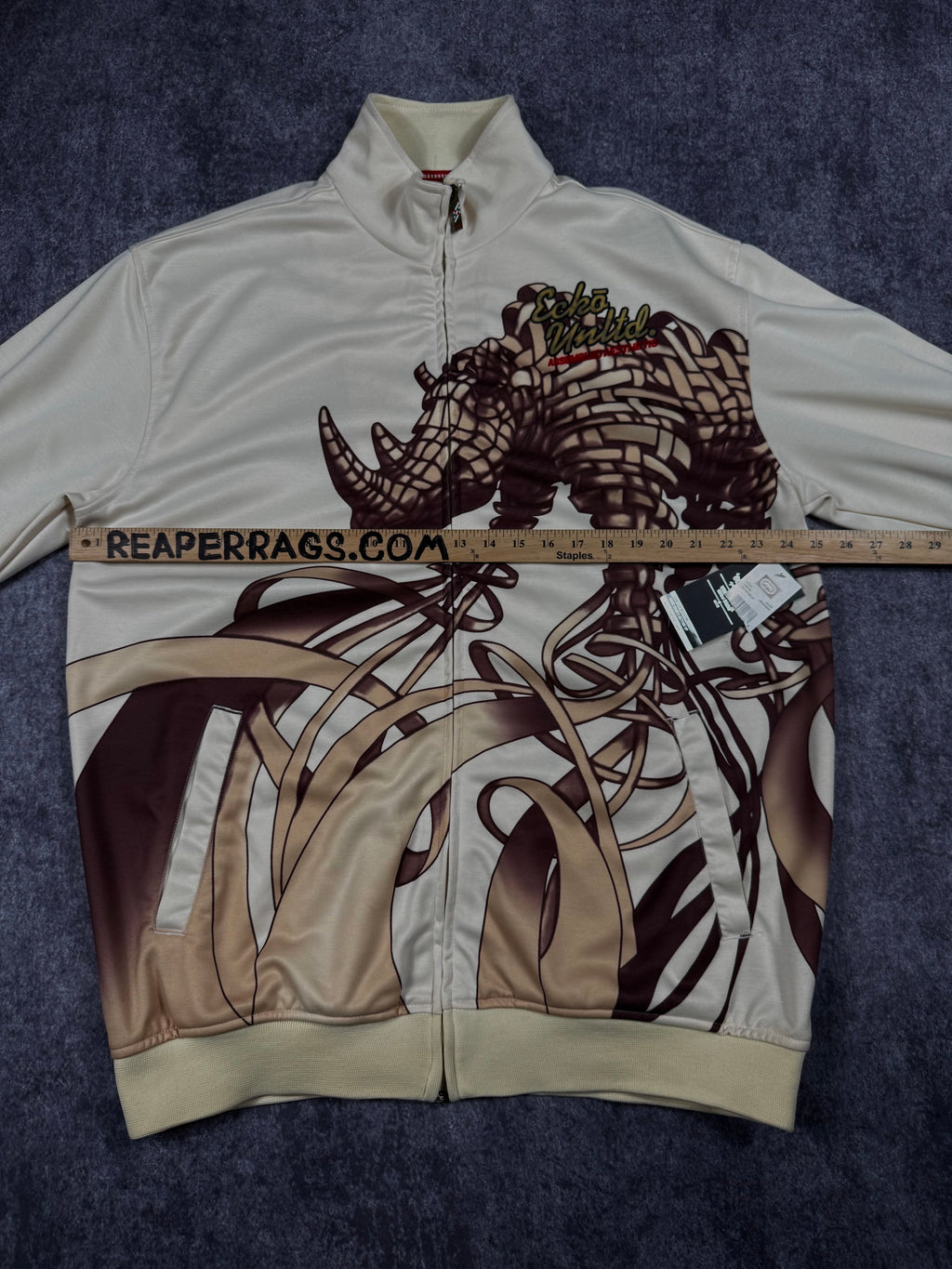 (rare) deadstock 2000s ecko unltd jacket (XL)