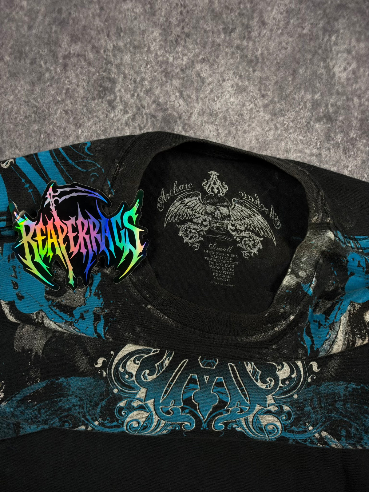 (RARE) 2000s ARCHAIC SHIRT (S)
