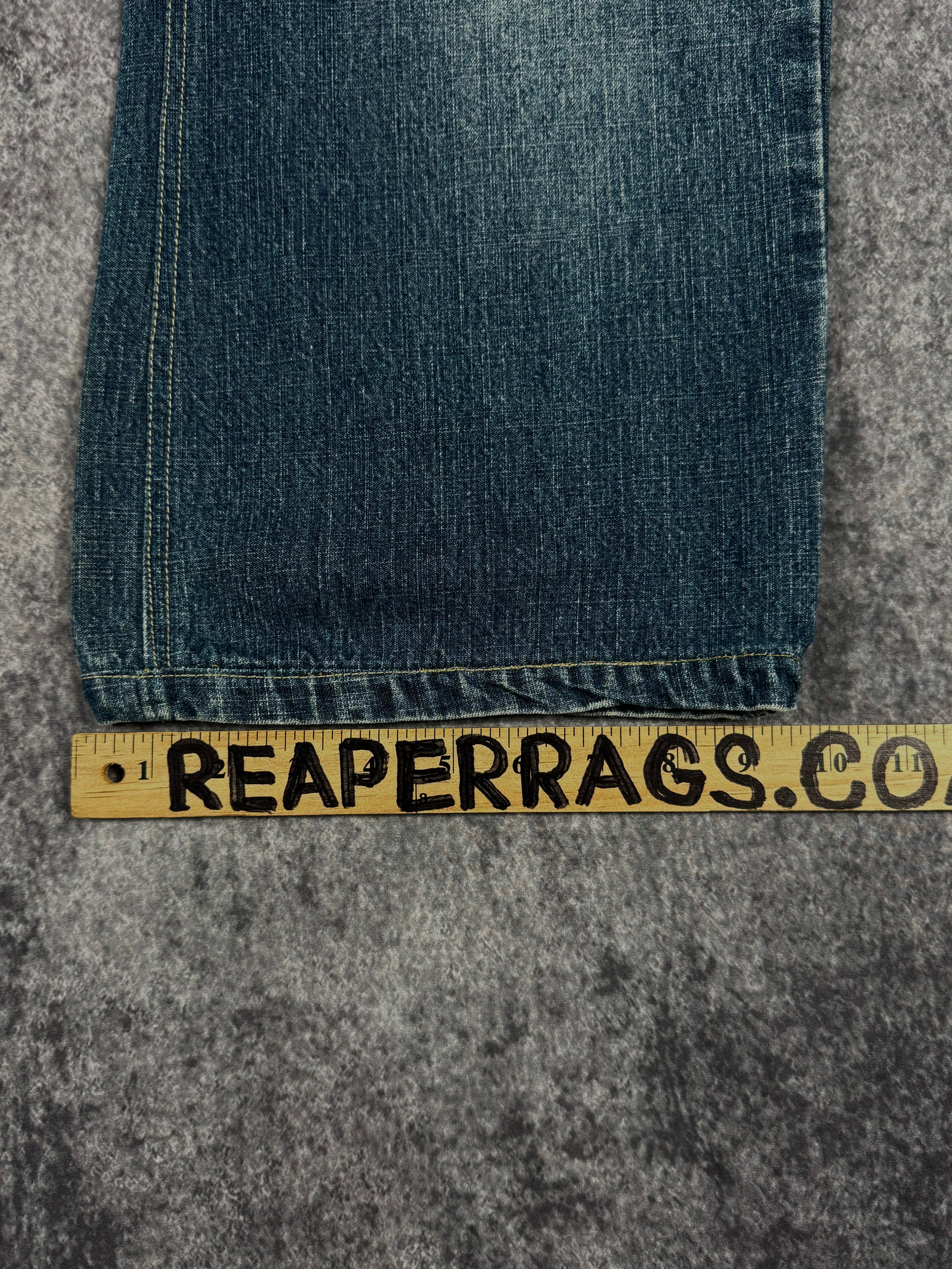 (rare) 2000s southpole jeans (36x28)