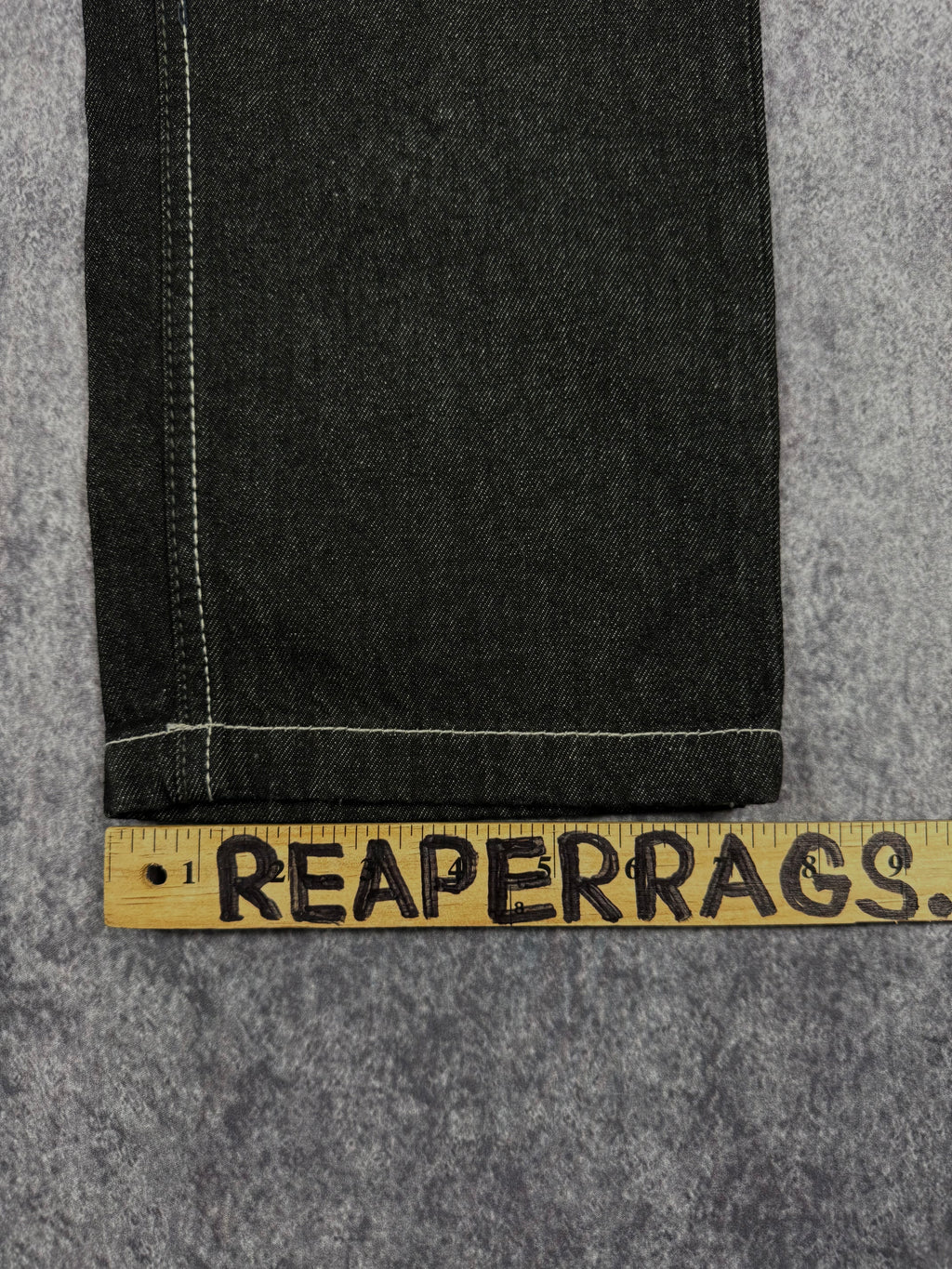 (rare) deadstock 2000s southpole jeans (28x25)