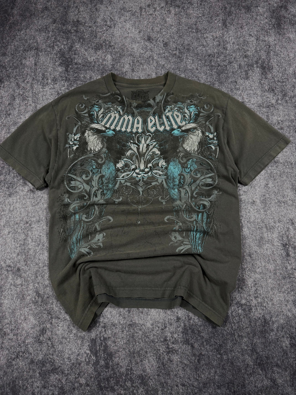 2000s mma elite shirt (L)