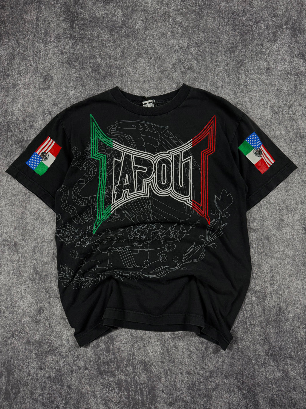 2000s tapout shirt (S)