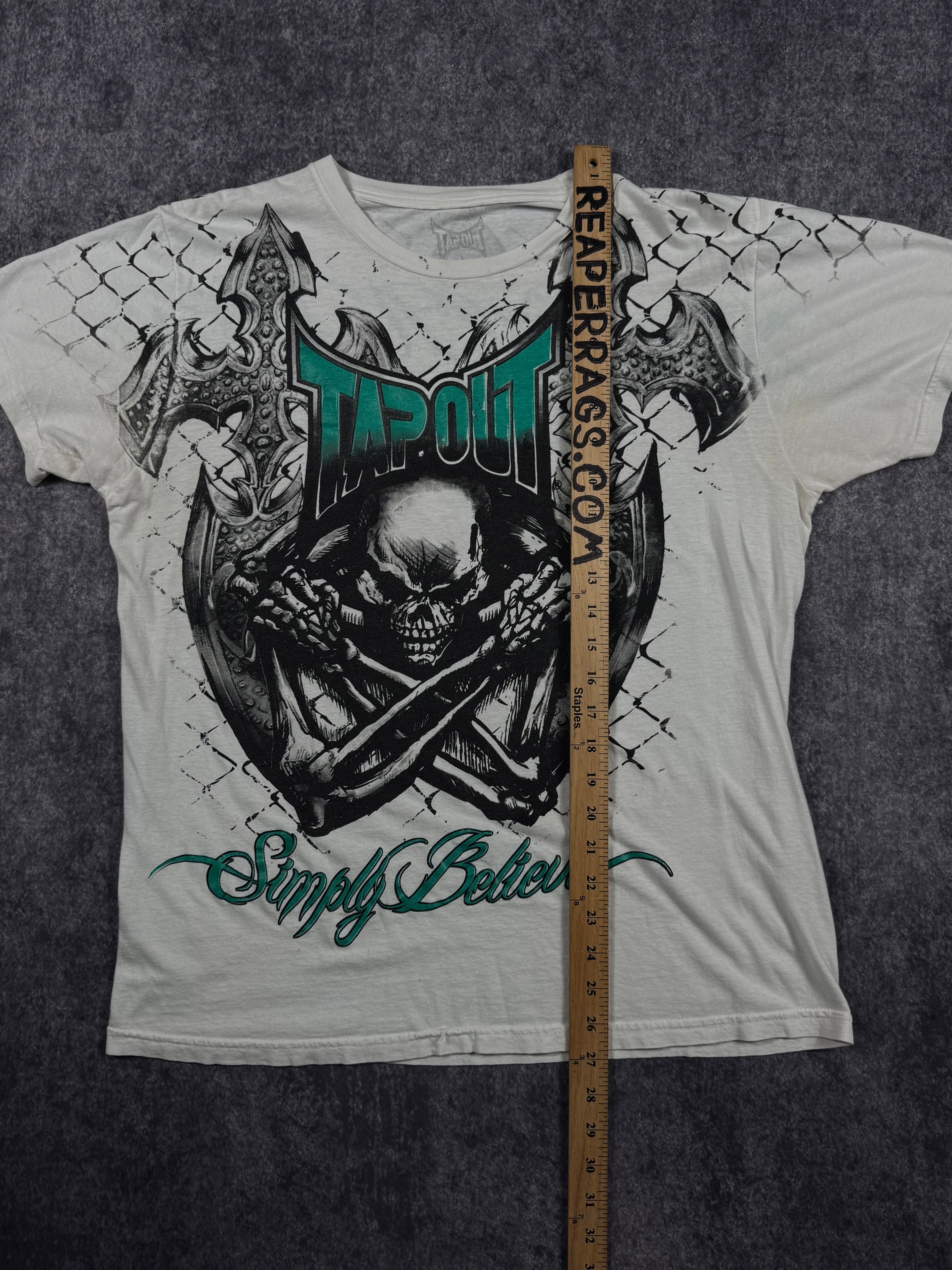 (rare) 2000s tapout shirt (L)