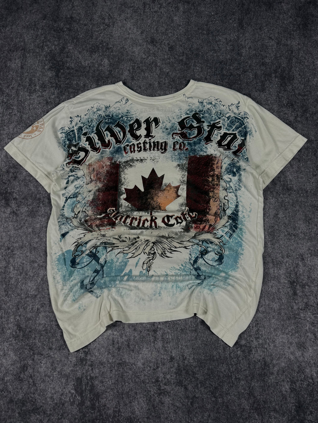 (rare) 2000s silver star x predator chrome shirt (M)