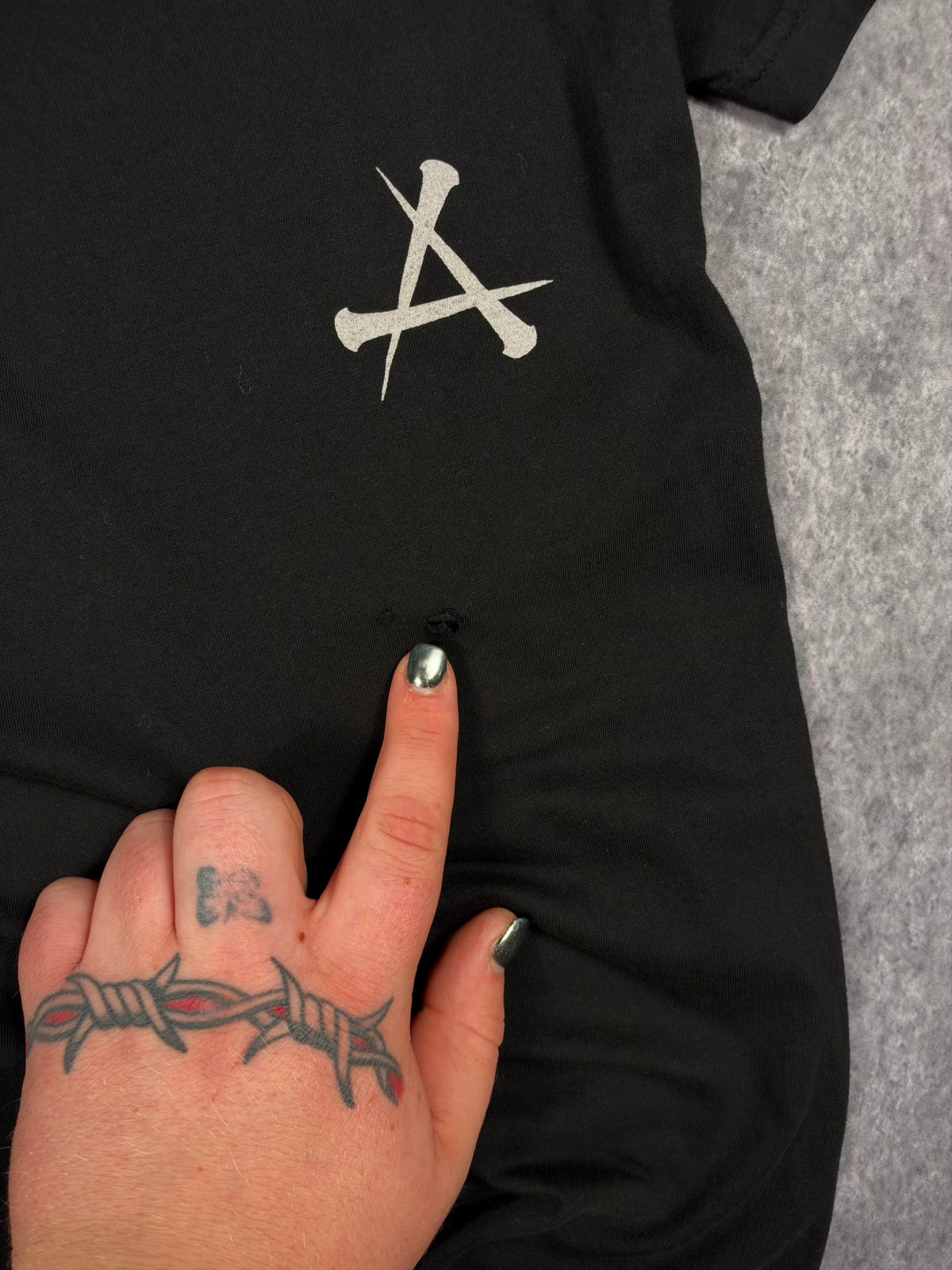2000s AFFLICTION SHIRT (L)