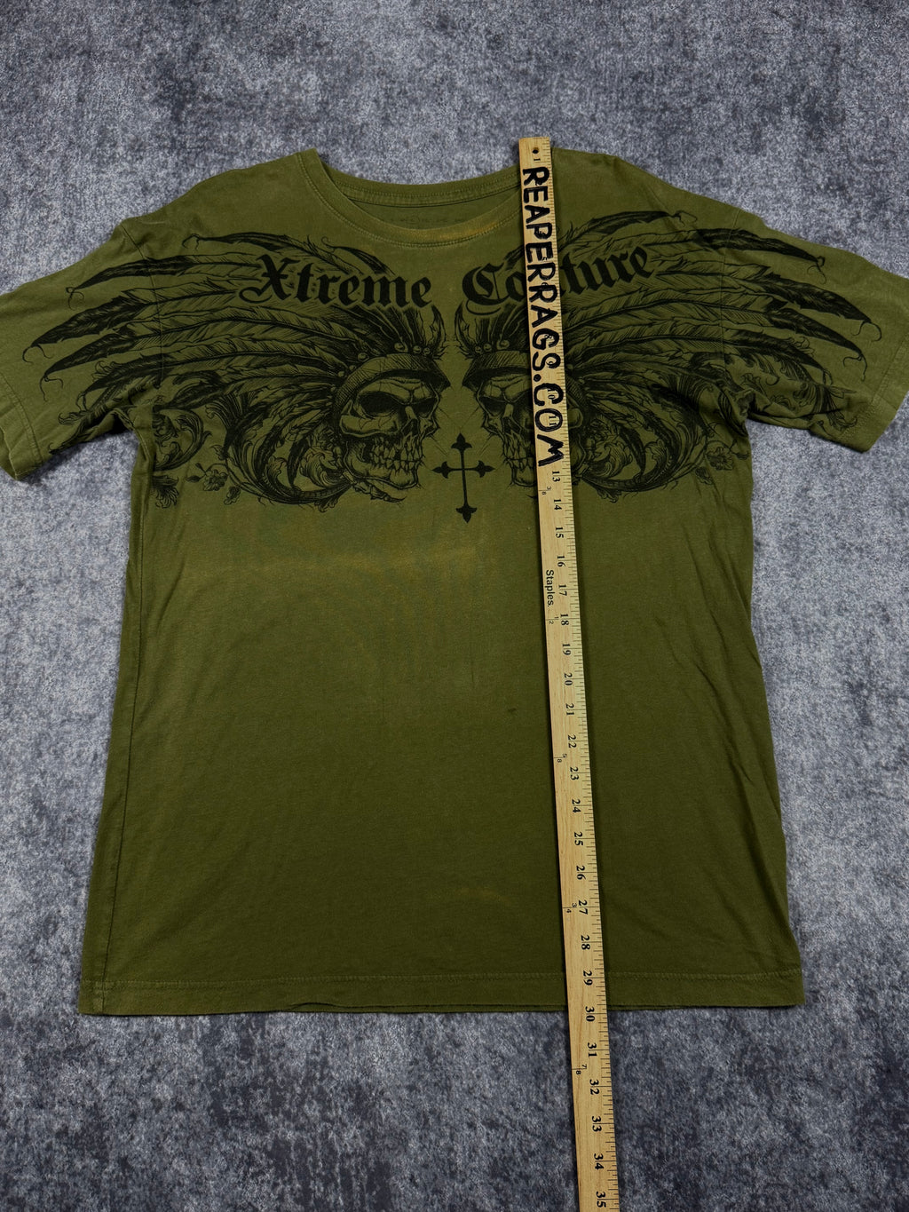 2000s xtreme couture shirt (L)