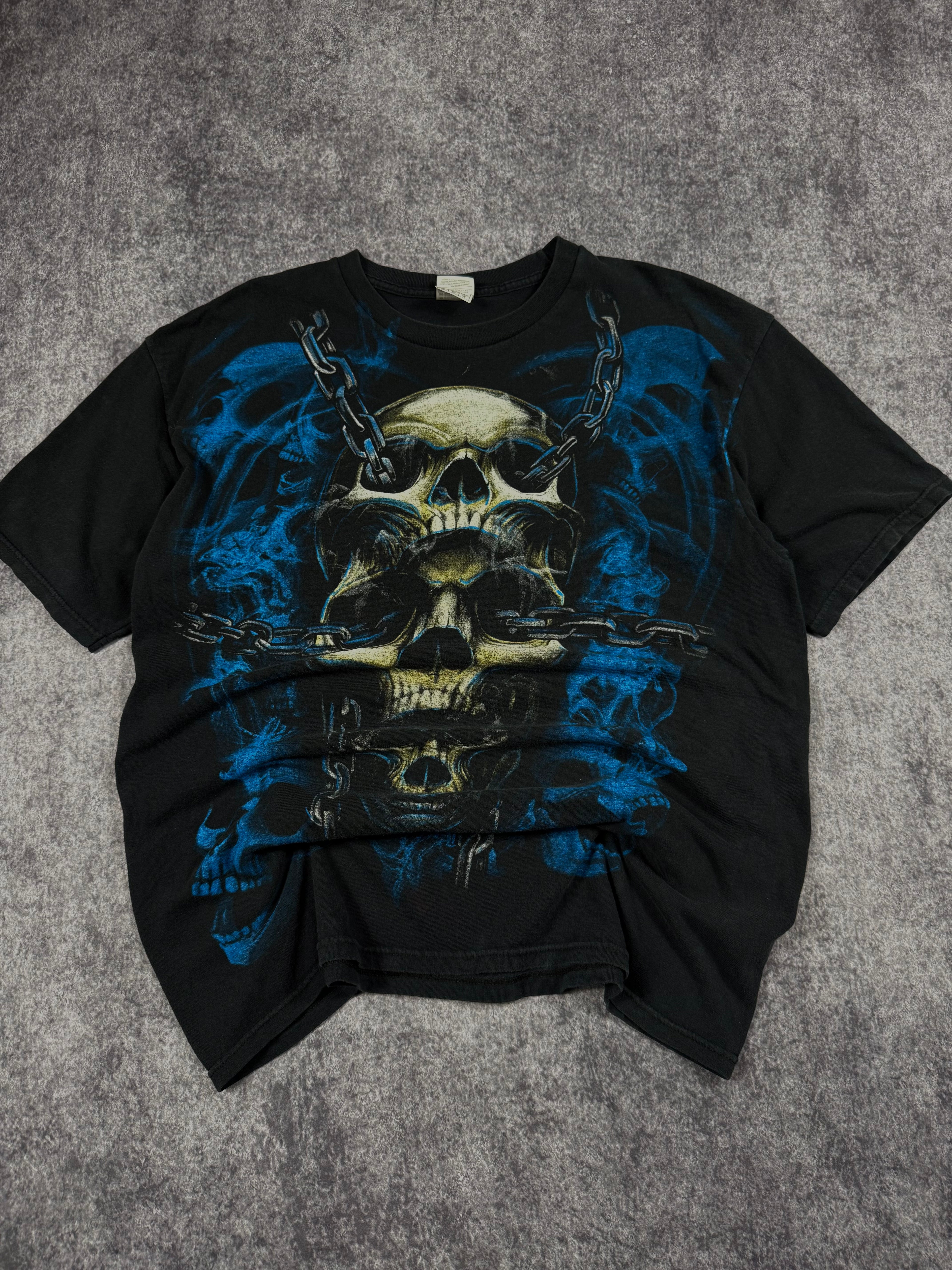 2000s skull shirt (L)