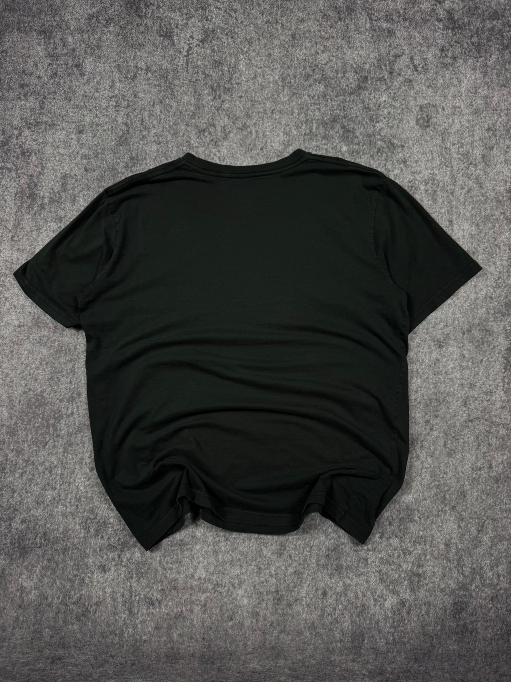 (rare) 2000s mma elite shirt (M)
