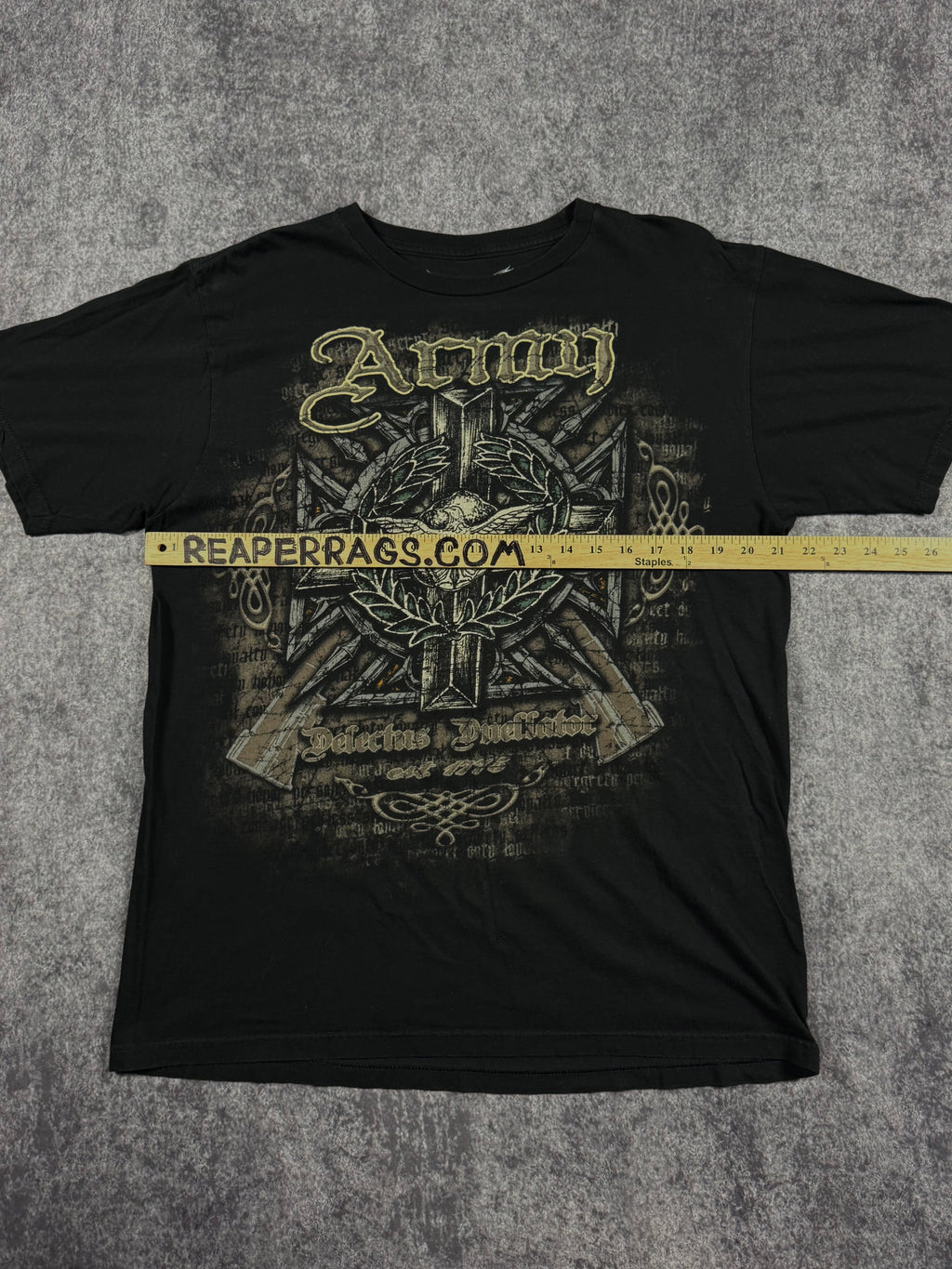 2000s army shirt (L)