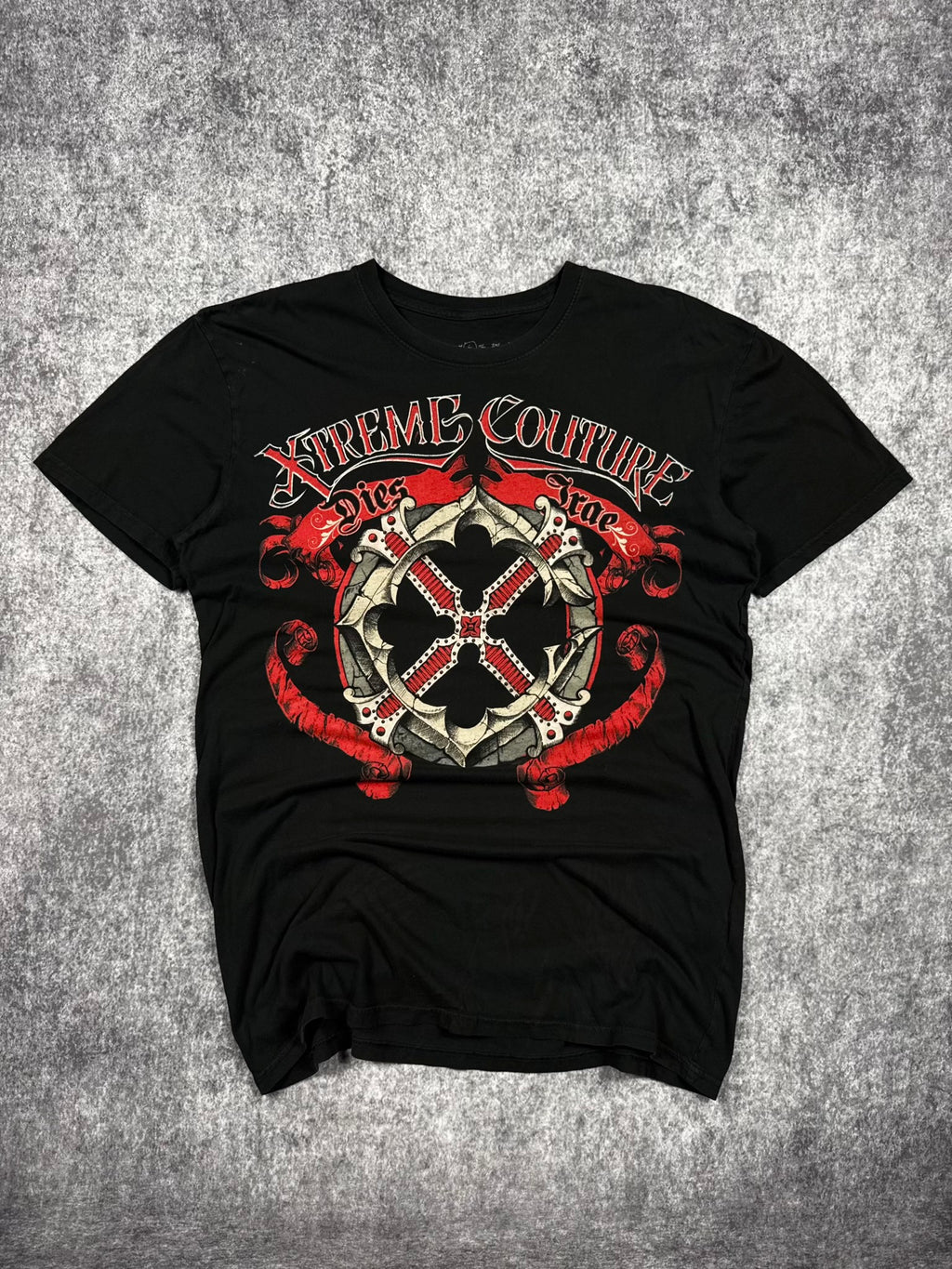 (rare) 2000s xtreme couture shirt (L)
