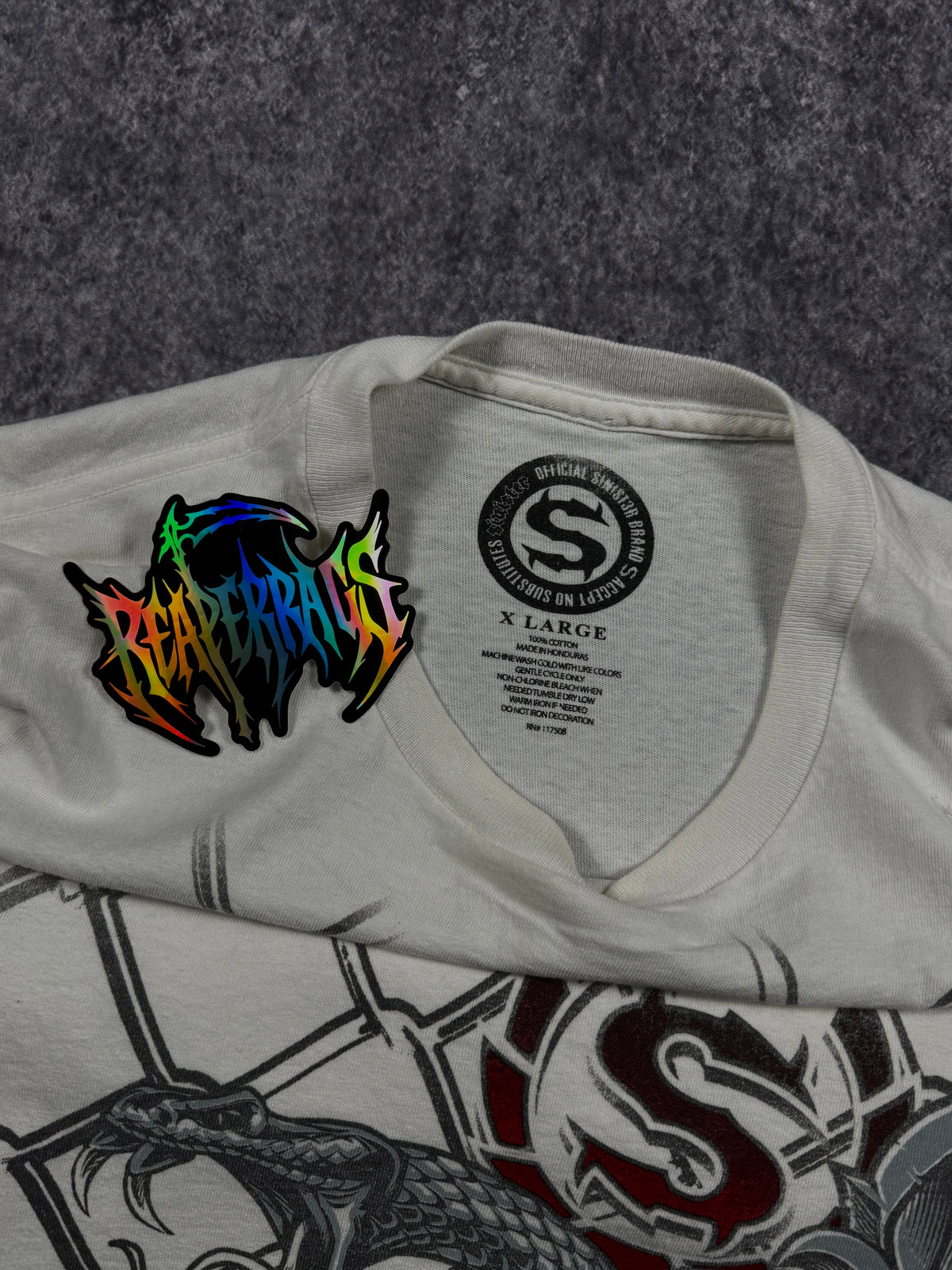 (rare) 2000s sinister shirt (L)
