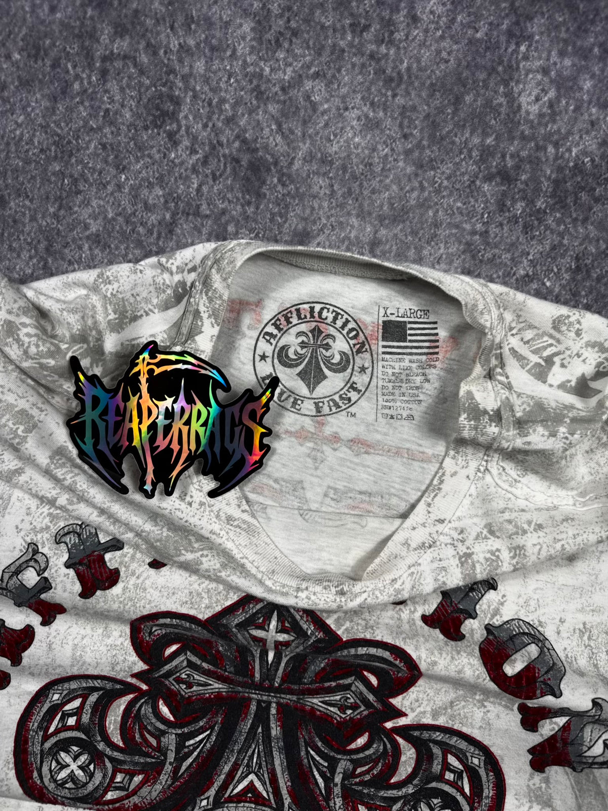 (RARE) 2000S AFFLICTION SHIRT (XL)