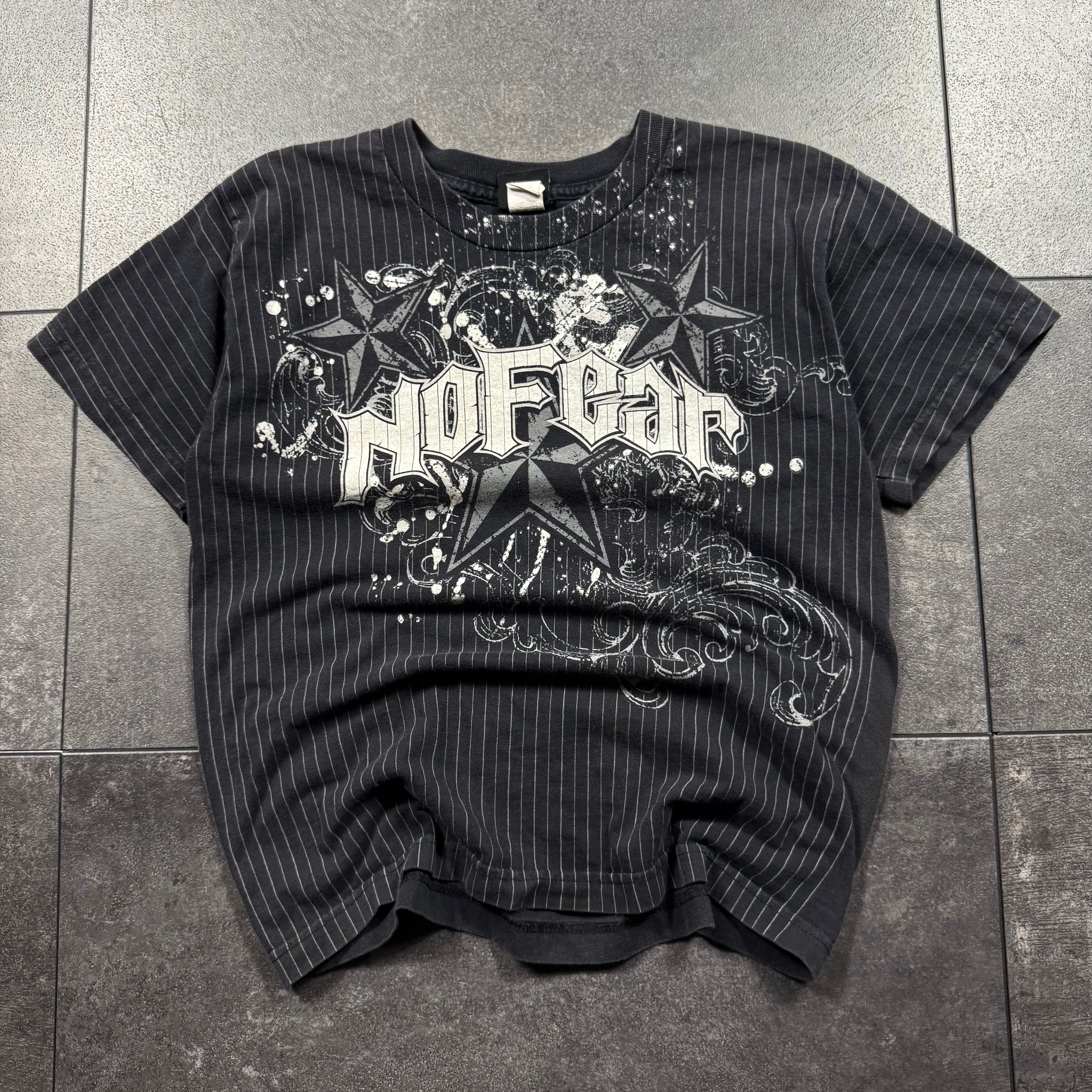 (rare) 2000s No Fear Shirt (S)