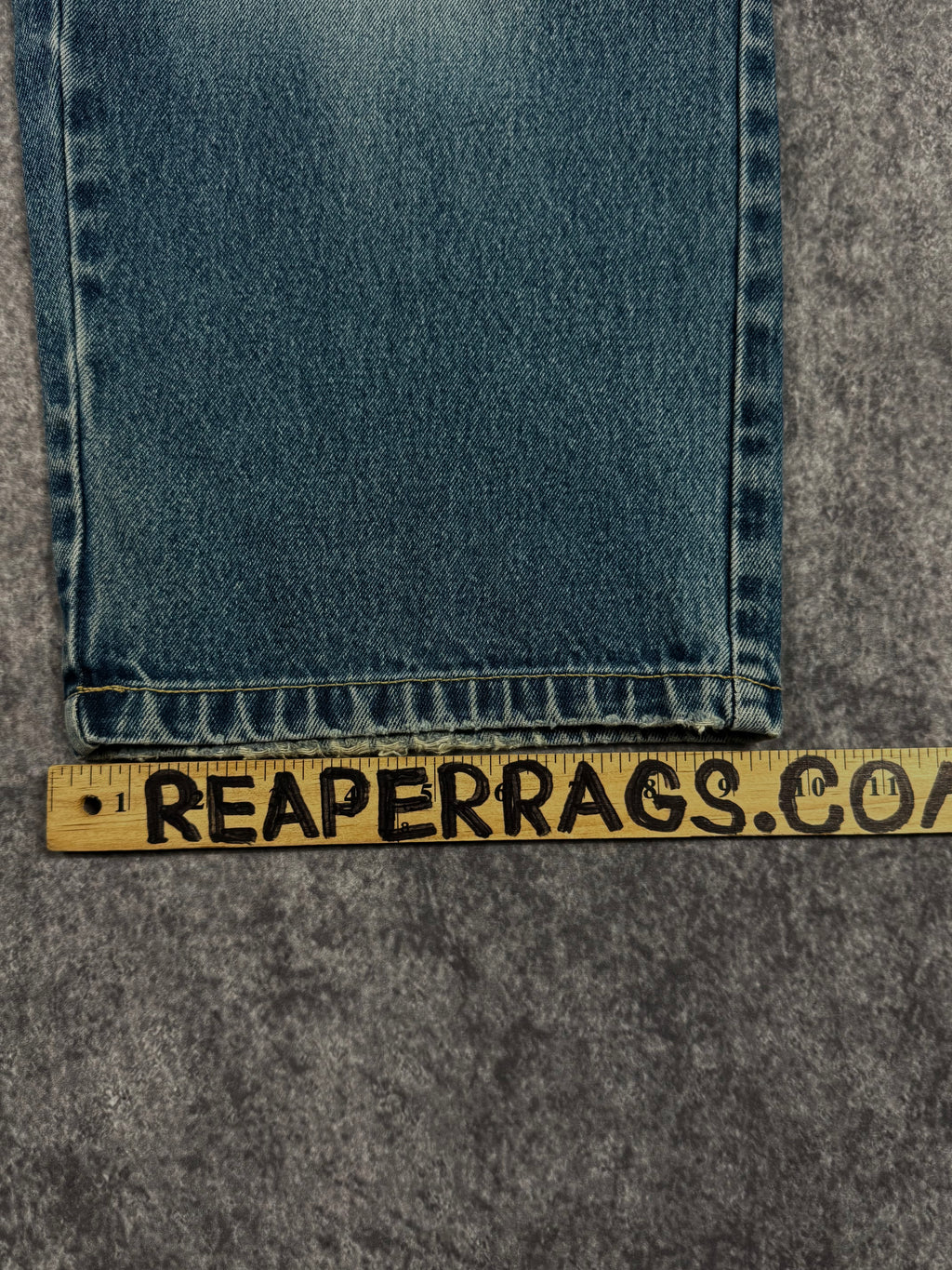 (rare) 2000s southpole jeans (34x30)