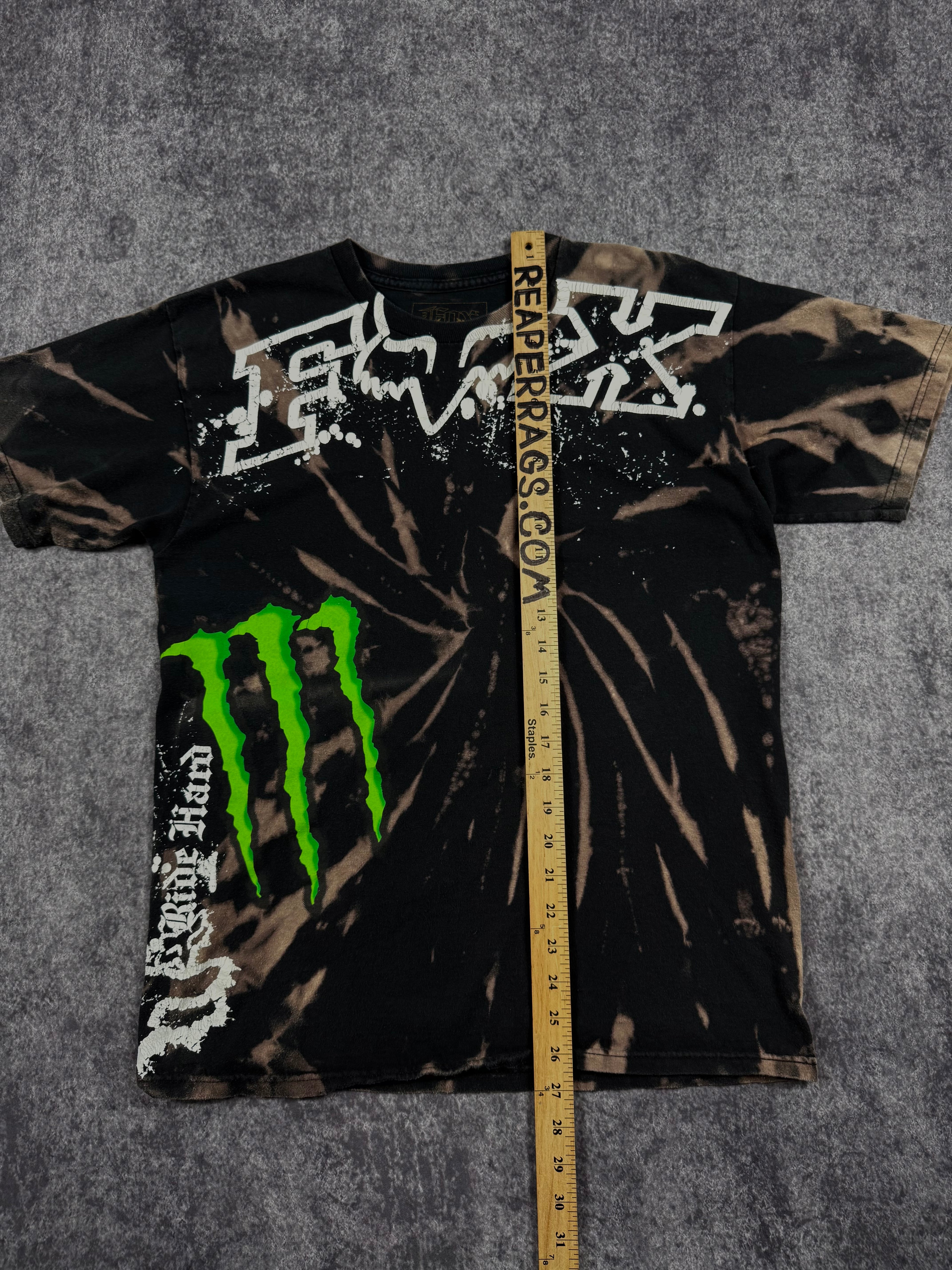(rare) 2000s monster energy x fox racing shirt (M)