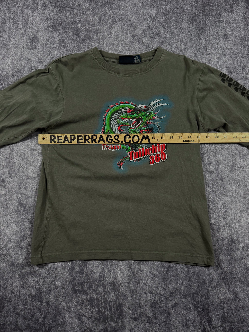 2000s dragon tailwhip long sleeve shirt (S)