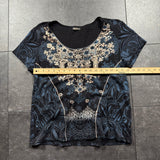 Women’s 2000s Grunge Shirt (XL)