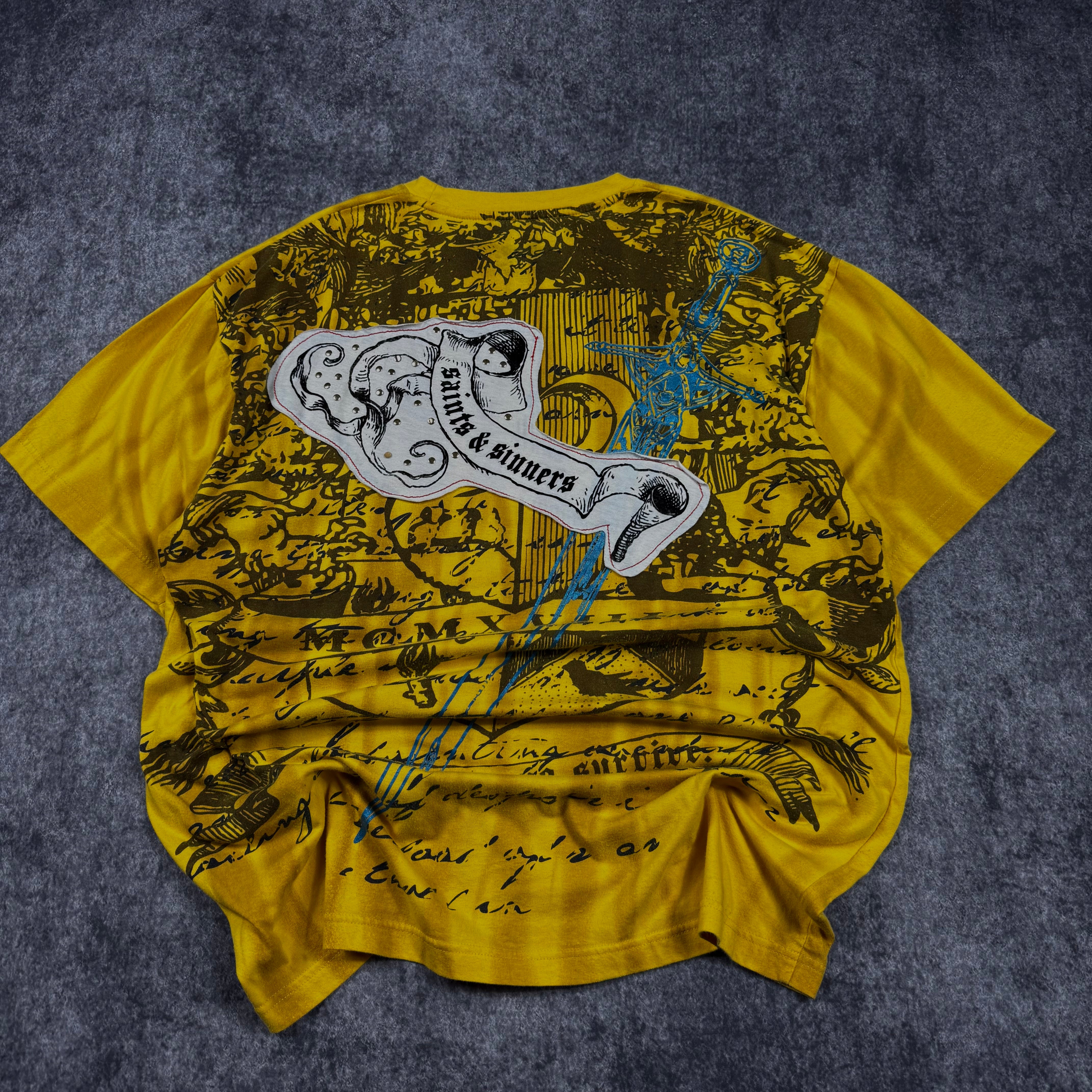 (rare) 2000s attitude gold shirt (XL)