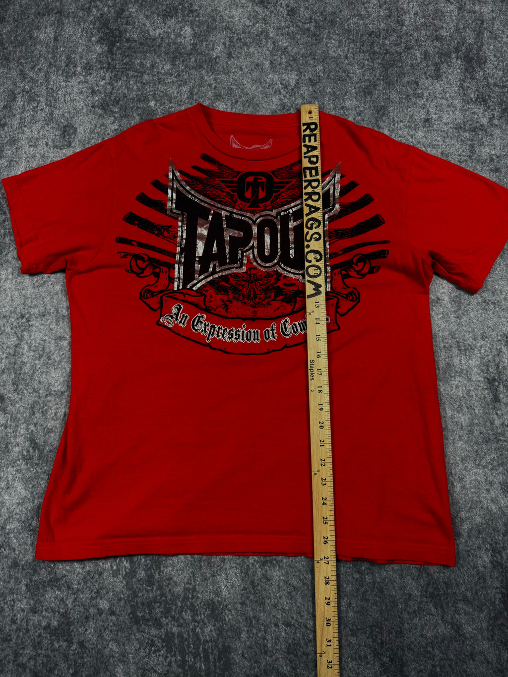 (rare) 2000s tapout signature series chrome shirt (L)