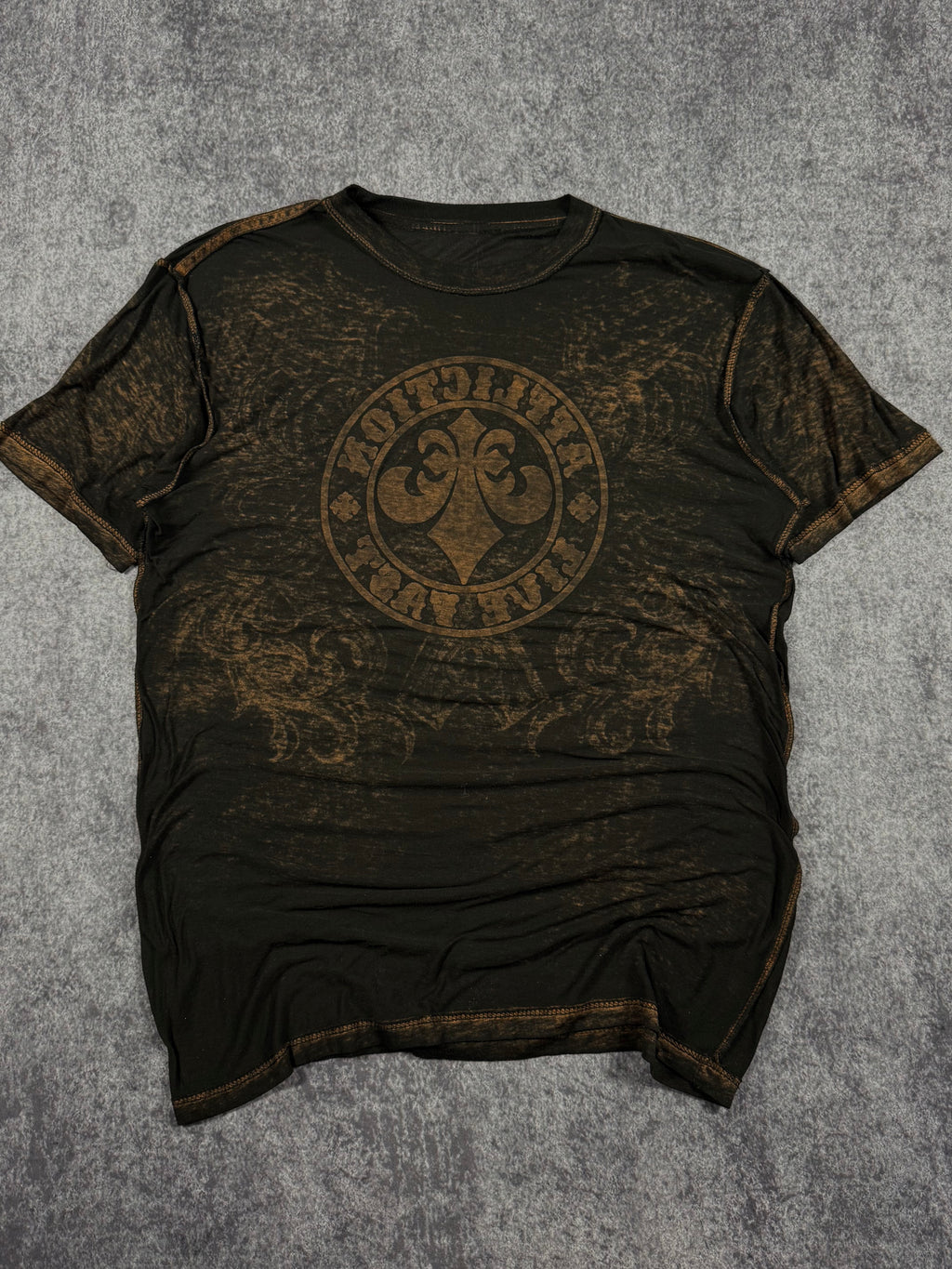 (rare) 2000s ultra thin reversible affliction shirt (L)