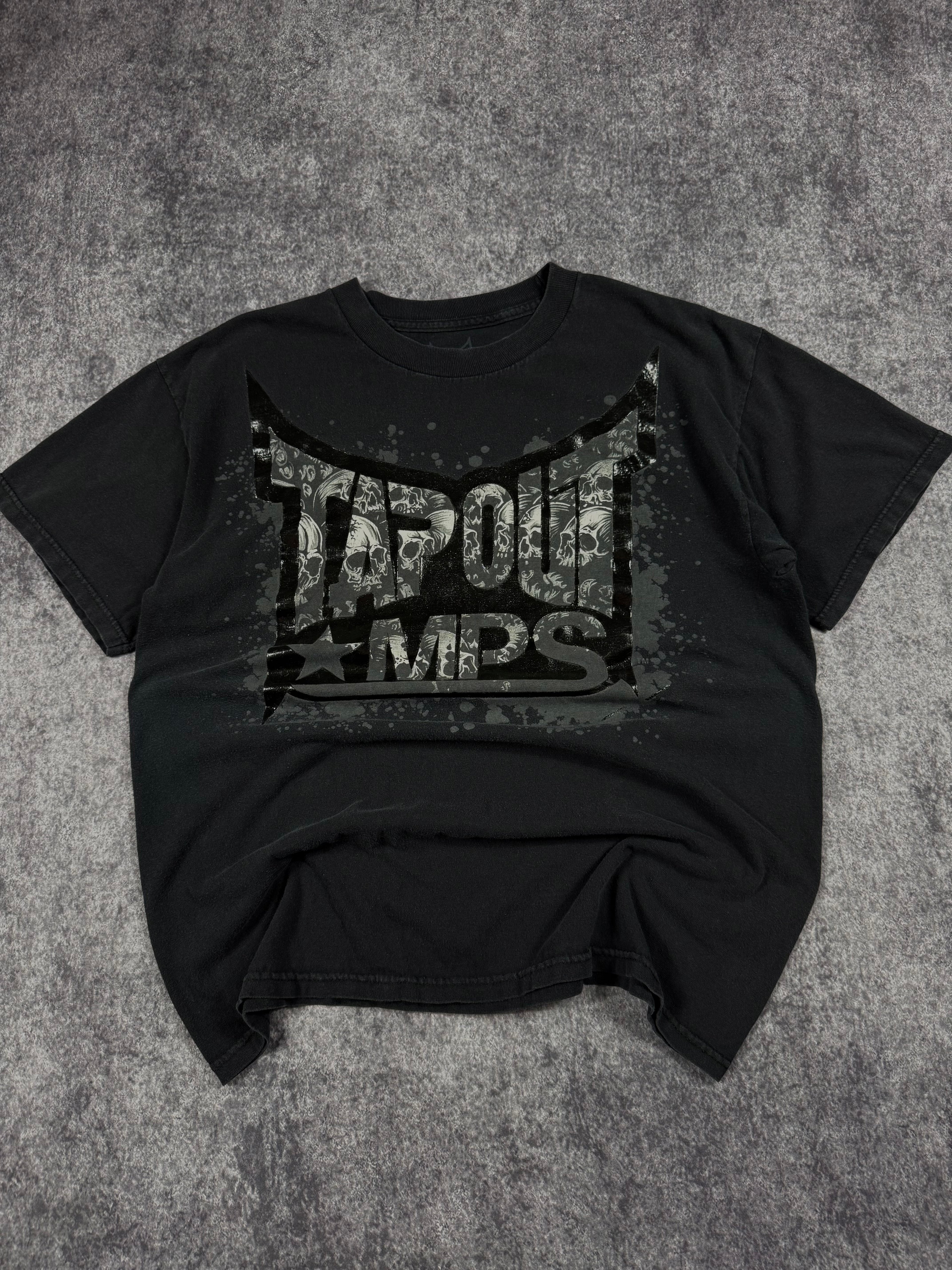 (rare) 2000s tapout shirt (L)