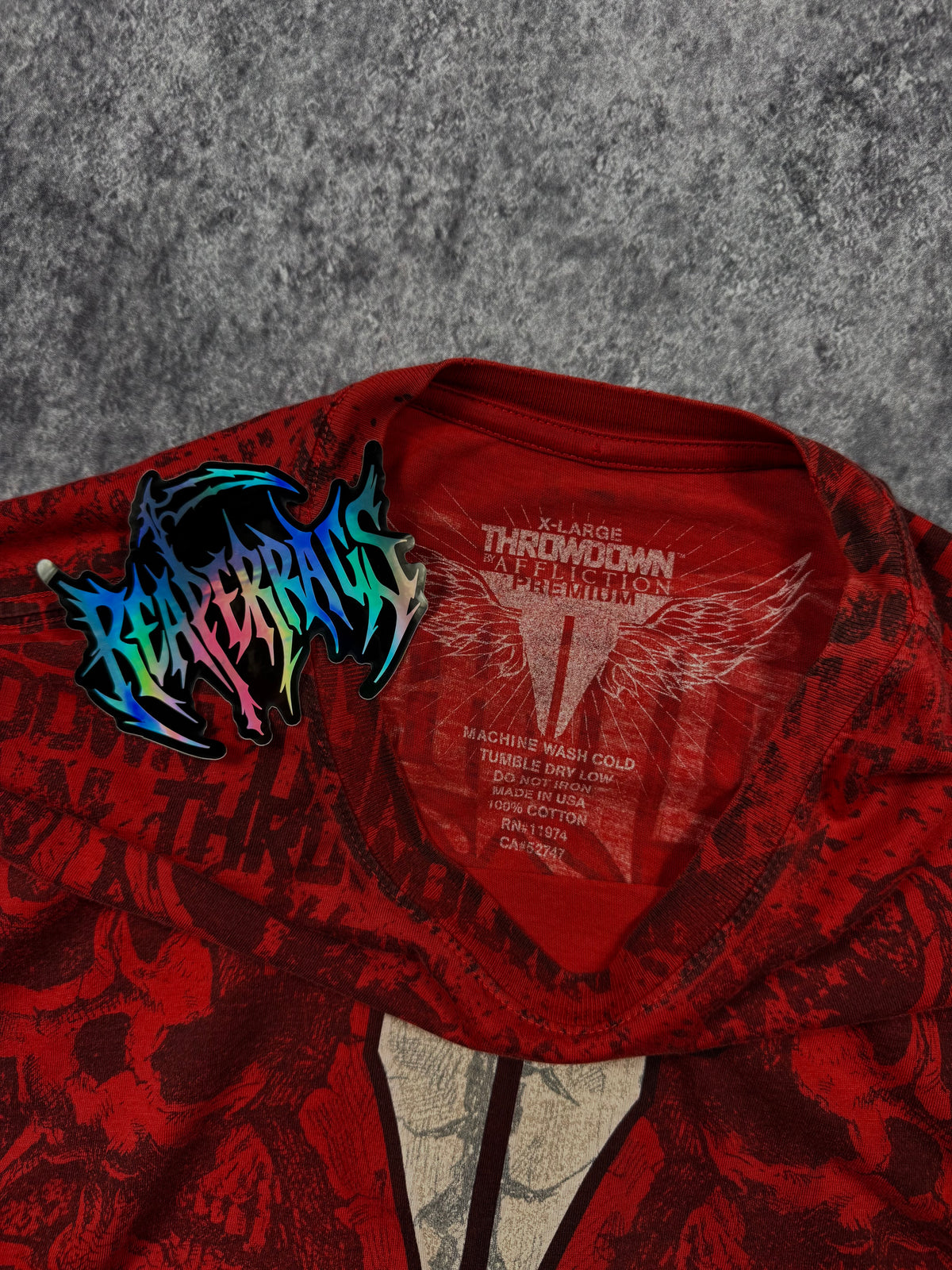 (rare) 2000s throwdown x affliction shirt (XL)