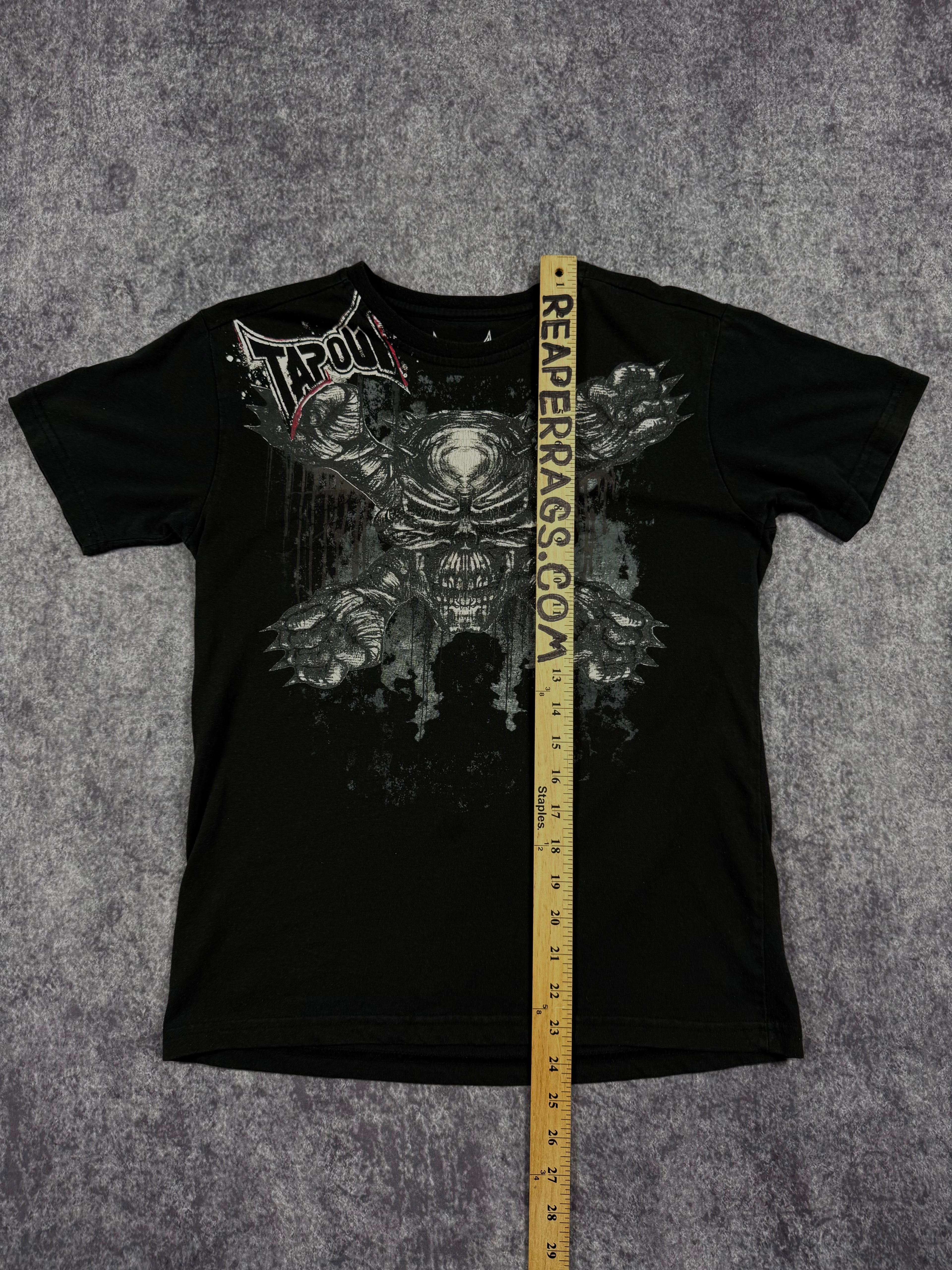 (rare) 2000s tapout shirt (S)
