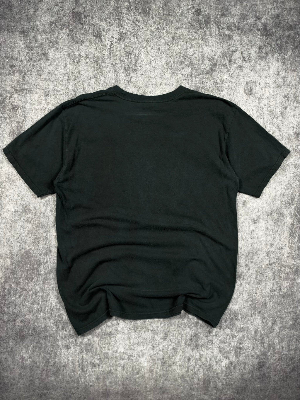 (RARE) 2000S WINGED SKULL SHIRT (M)
