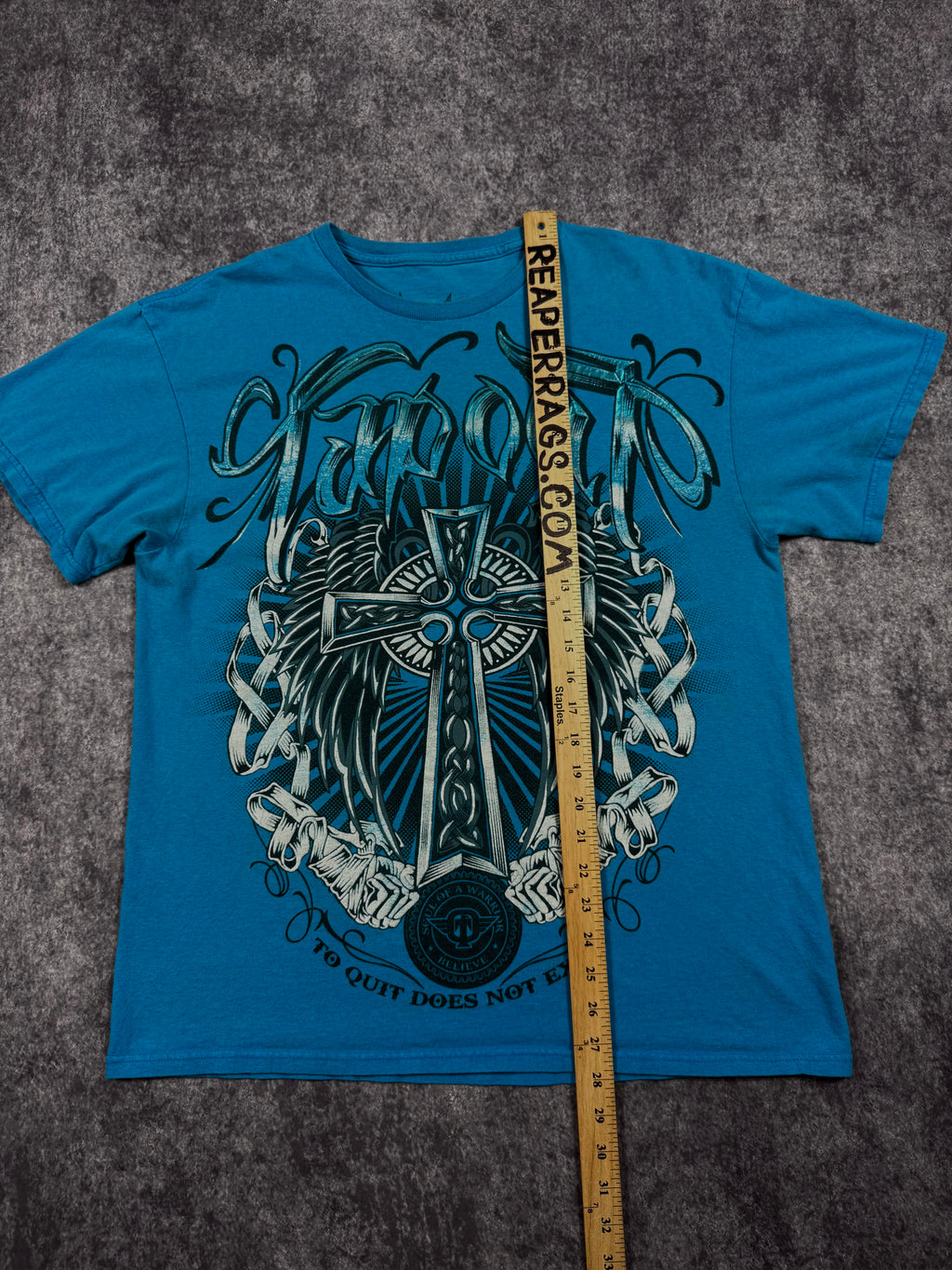 (rare) 2000s tapout shirt (L)