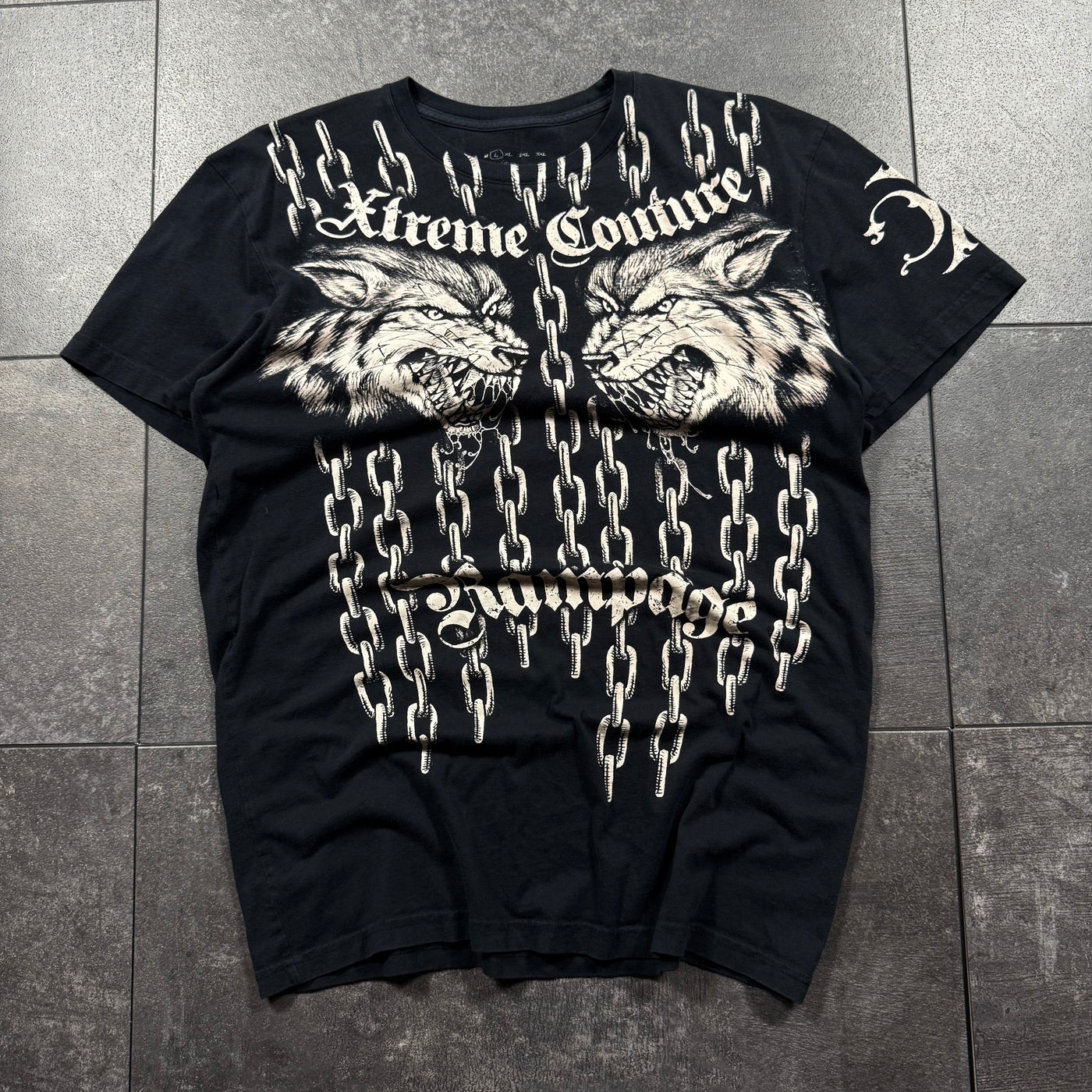 (rare) 2000s Xtreme Couture x Quintin Jackson Shirt (M)