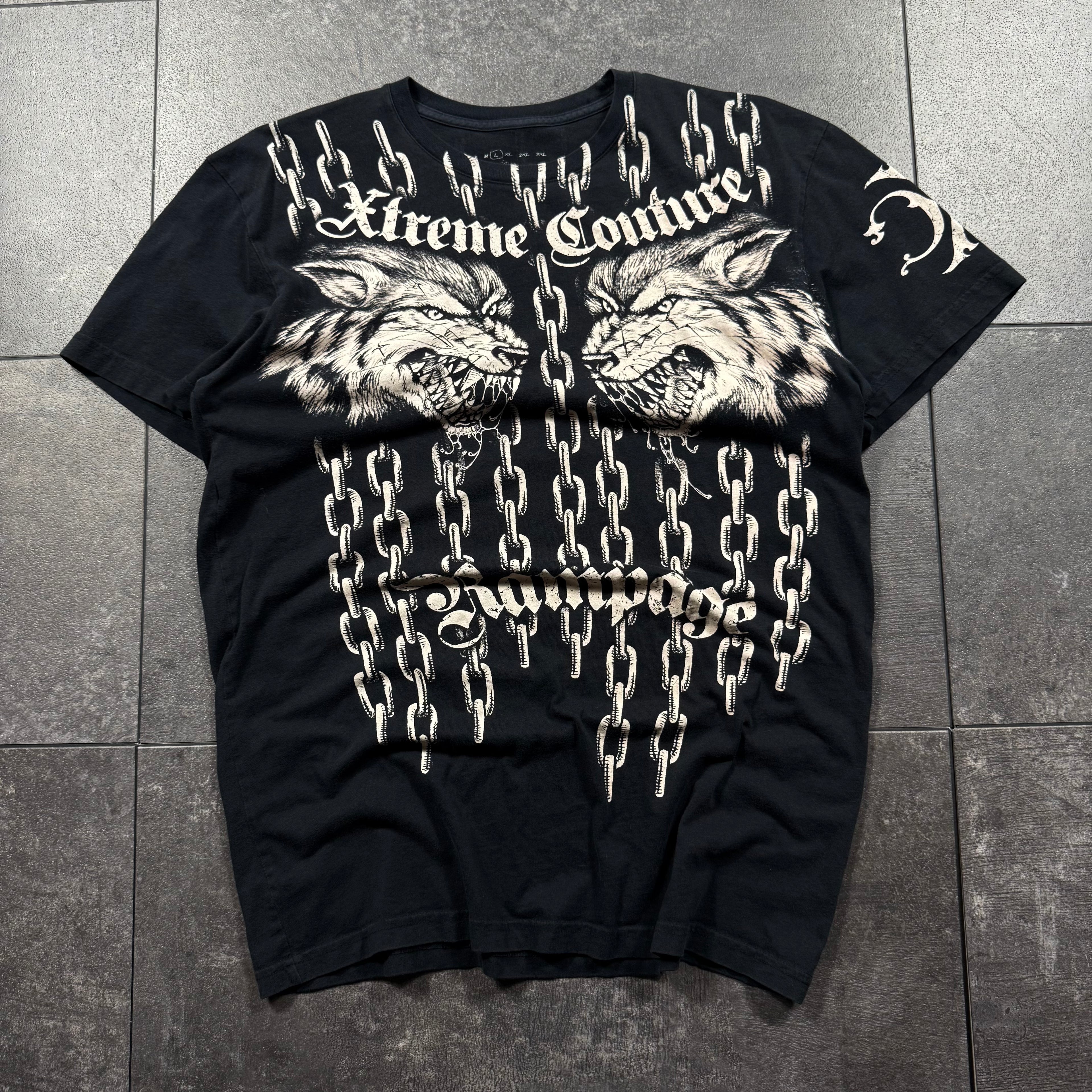 (rare) 2000s Xtreme Couture x Quintin Jackson Shirt (M)