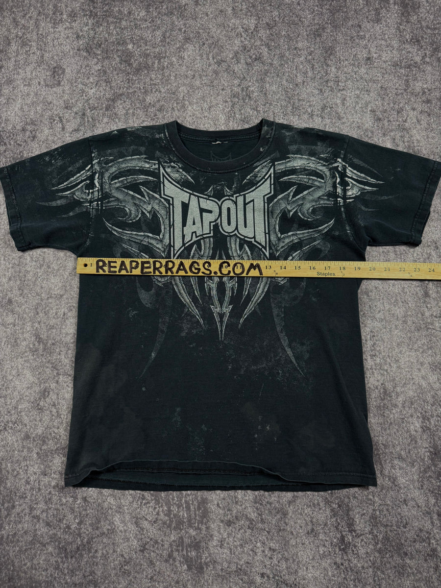 (rare) 2000s tapout shirt (S)