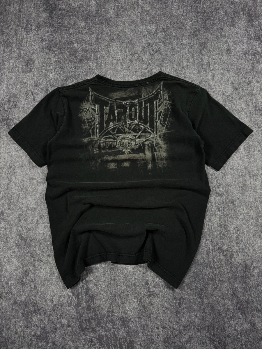 (rare) 2000s tapout shirt (S)