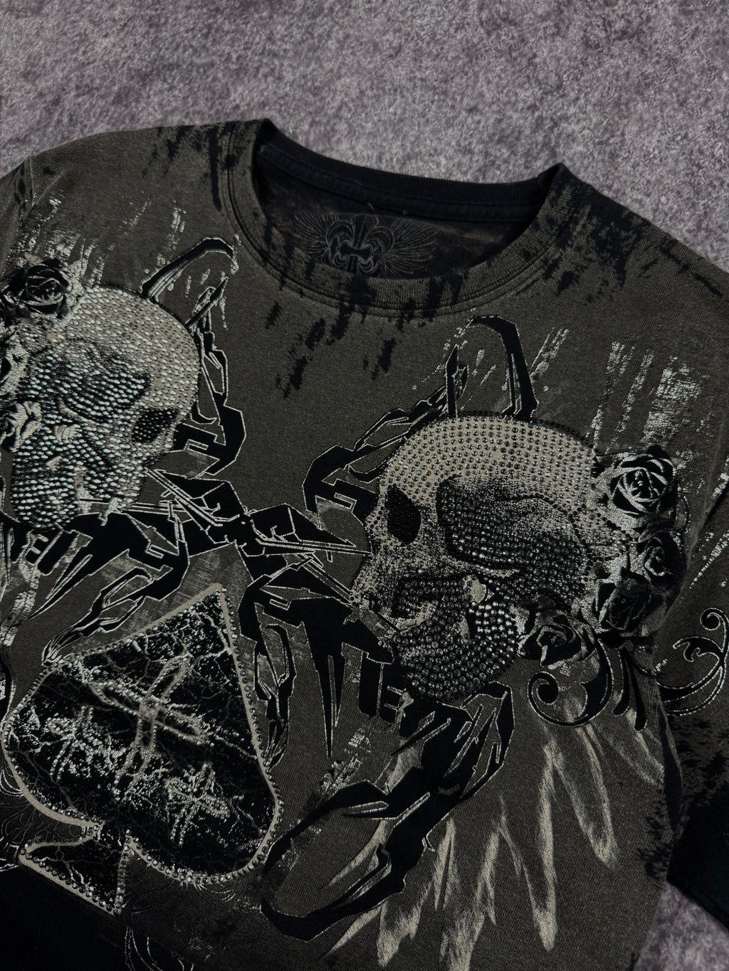 (rare) 2000s xzavier rhinestone shirt (S)