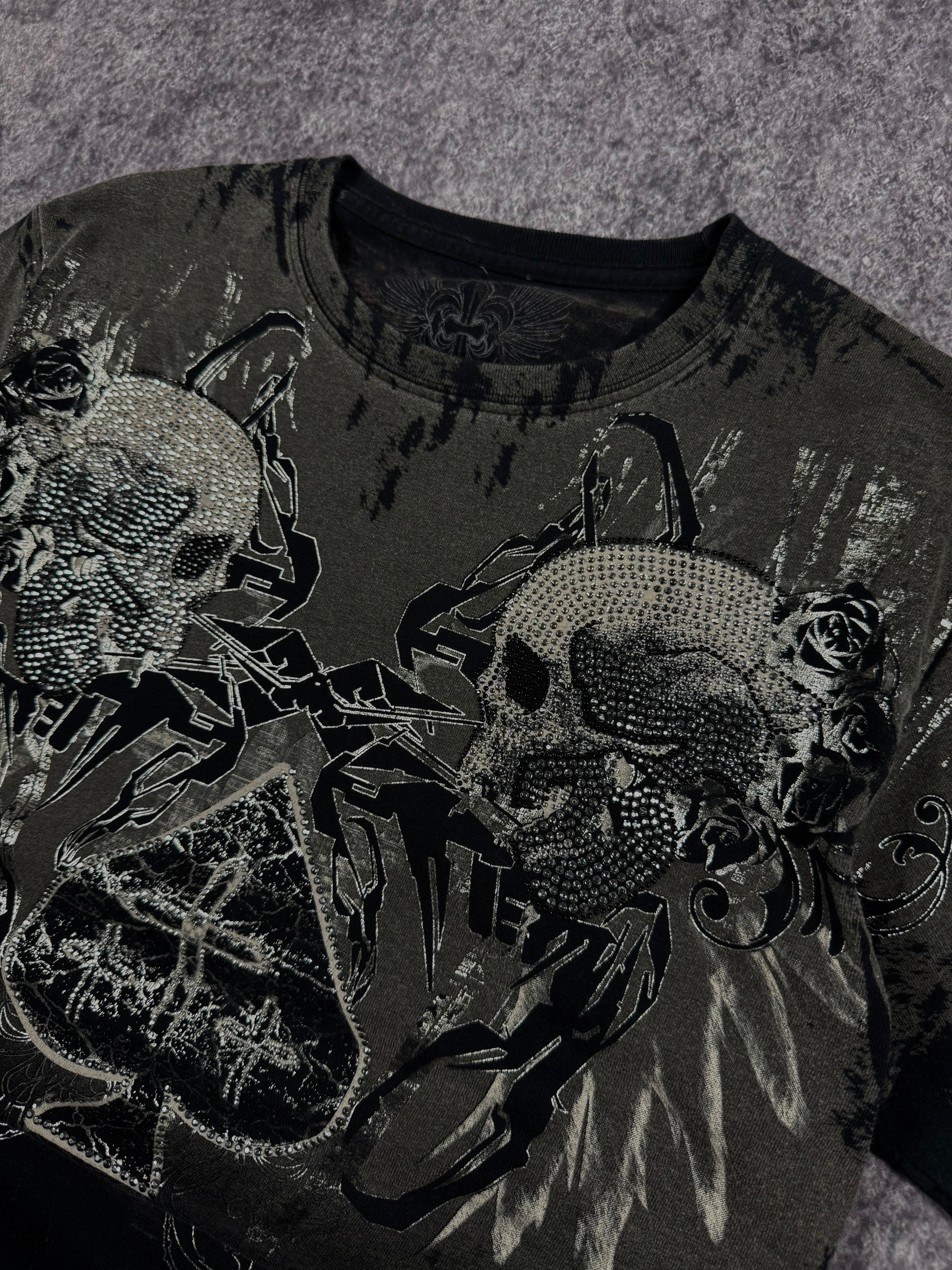 (rare) 2000s xzavier rhinestone shirt (S)