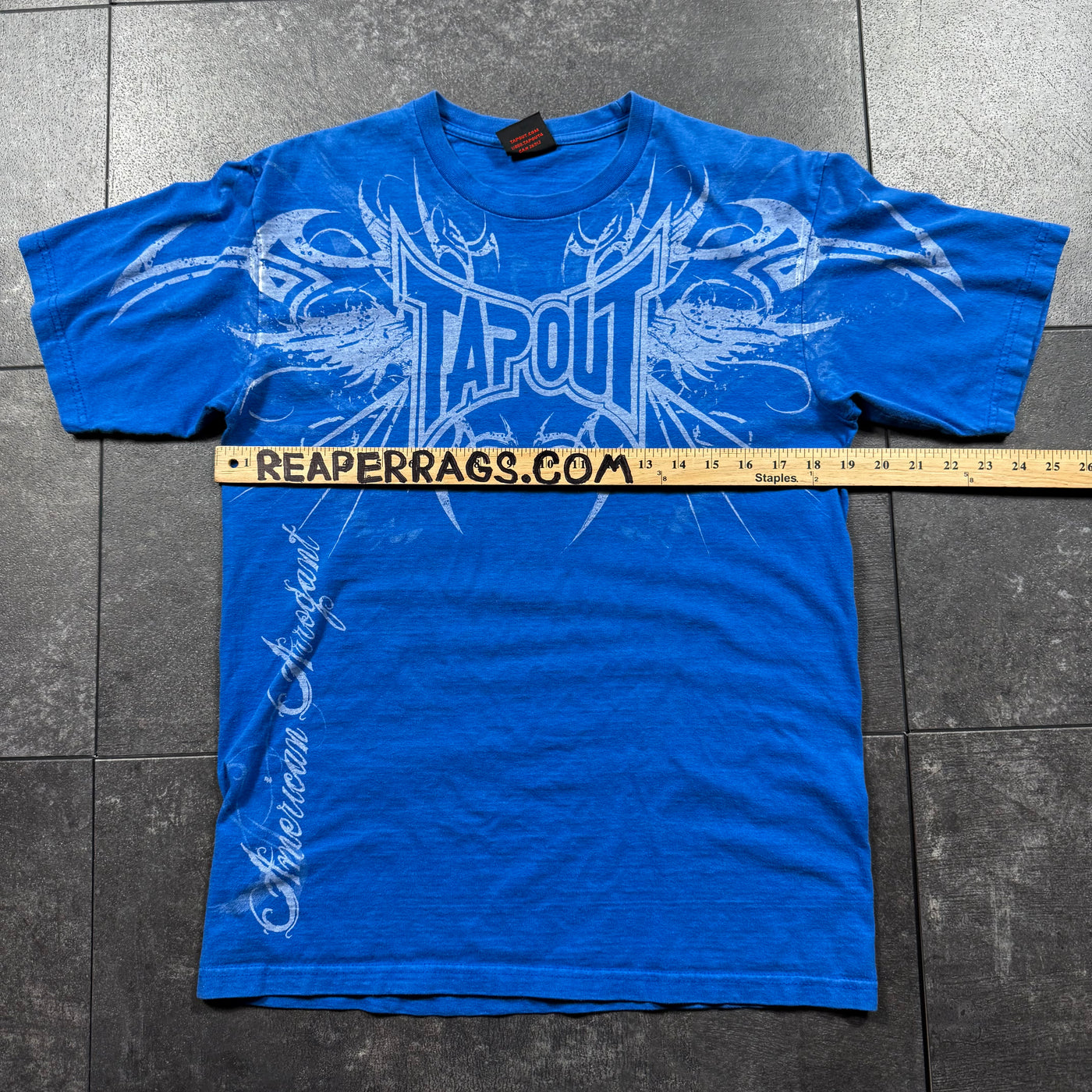(rare) 2000s Tapout Shirt (S)