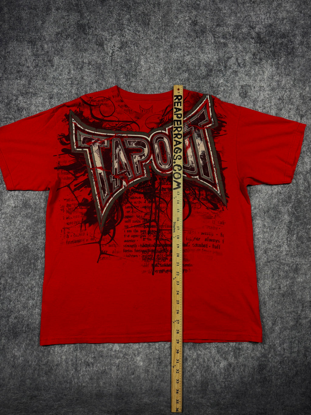 (rare) 2000s tapout shirt (XL)