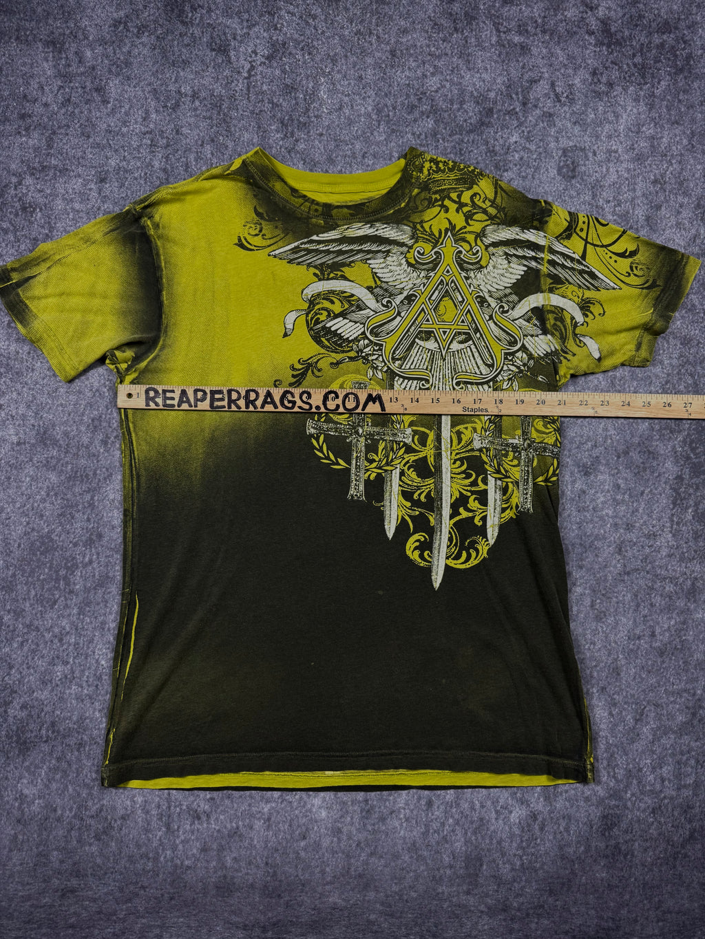 (rare) 2000s archaic x affliction shirt (L)