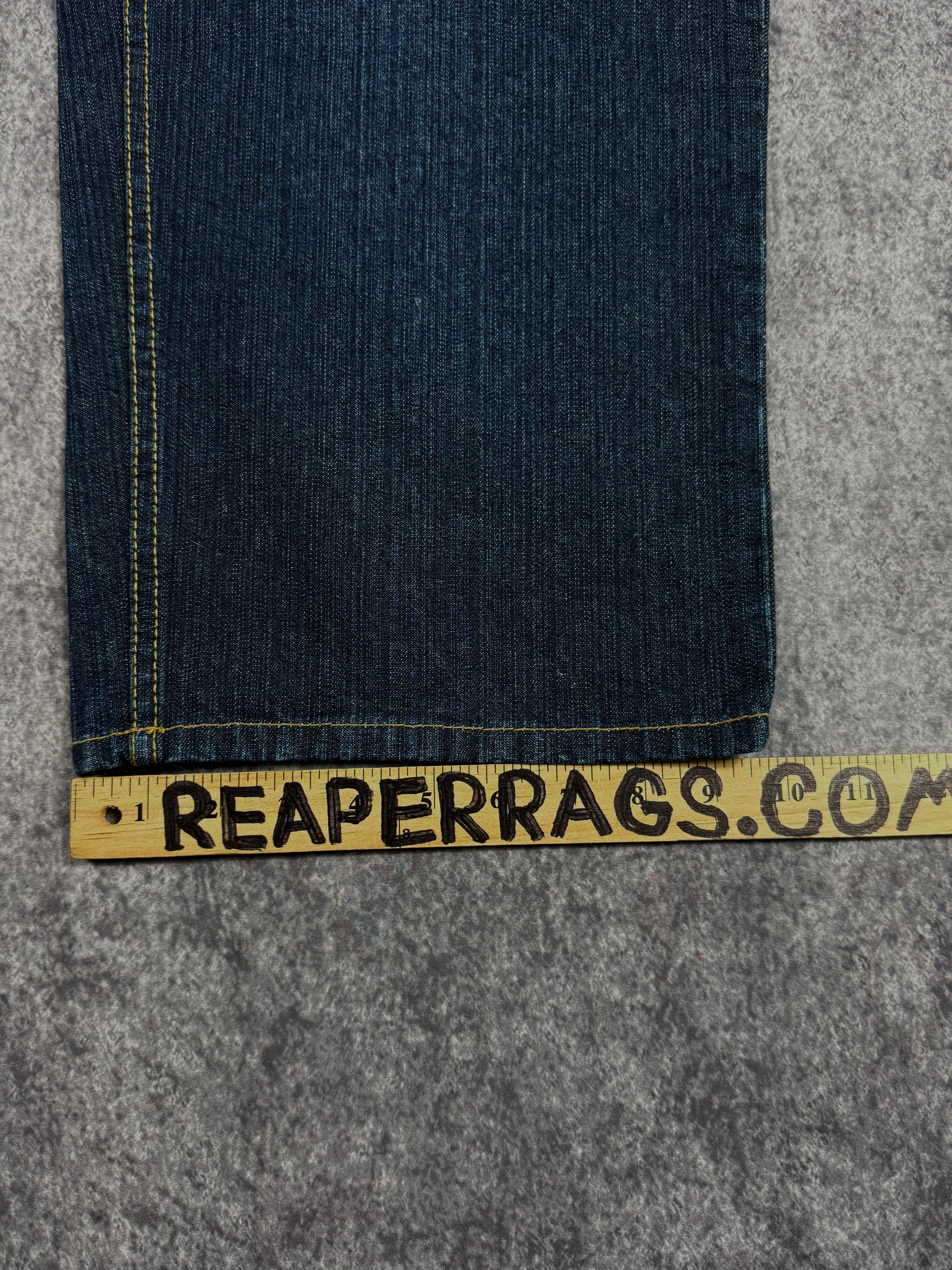 (rare) deadstock 2000s vibes jeans (36x32)