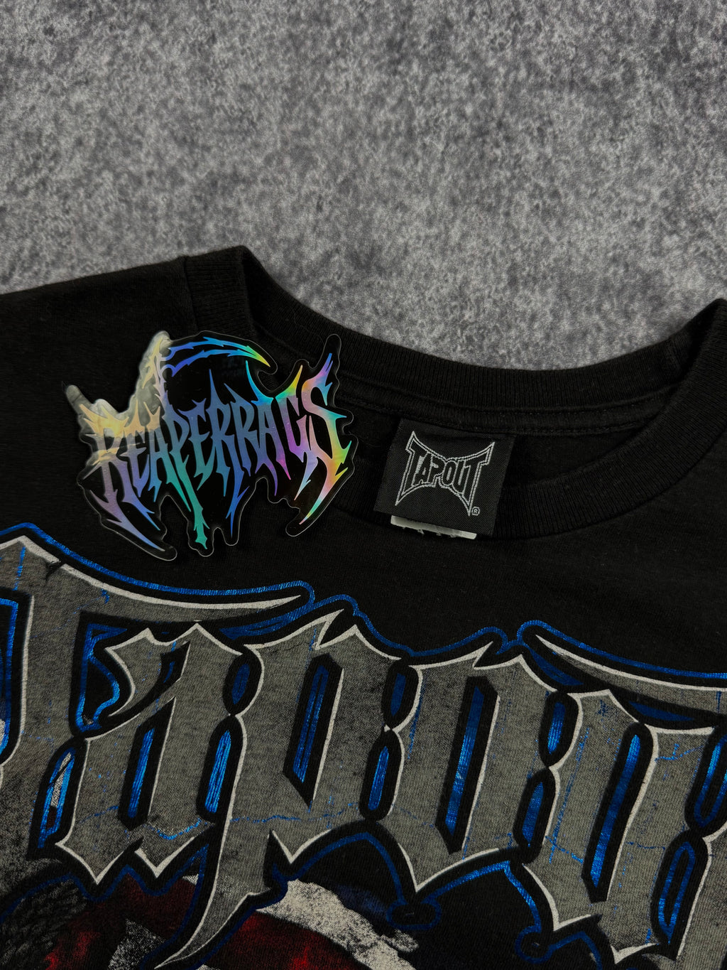 (rare) 2000s tapout chrome shirt (S)