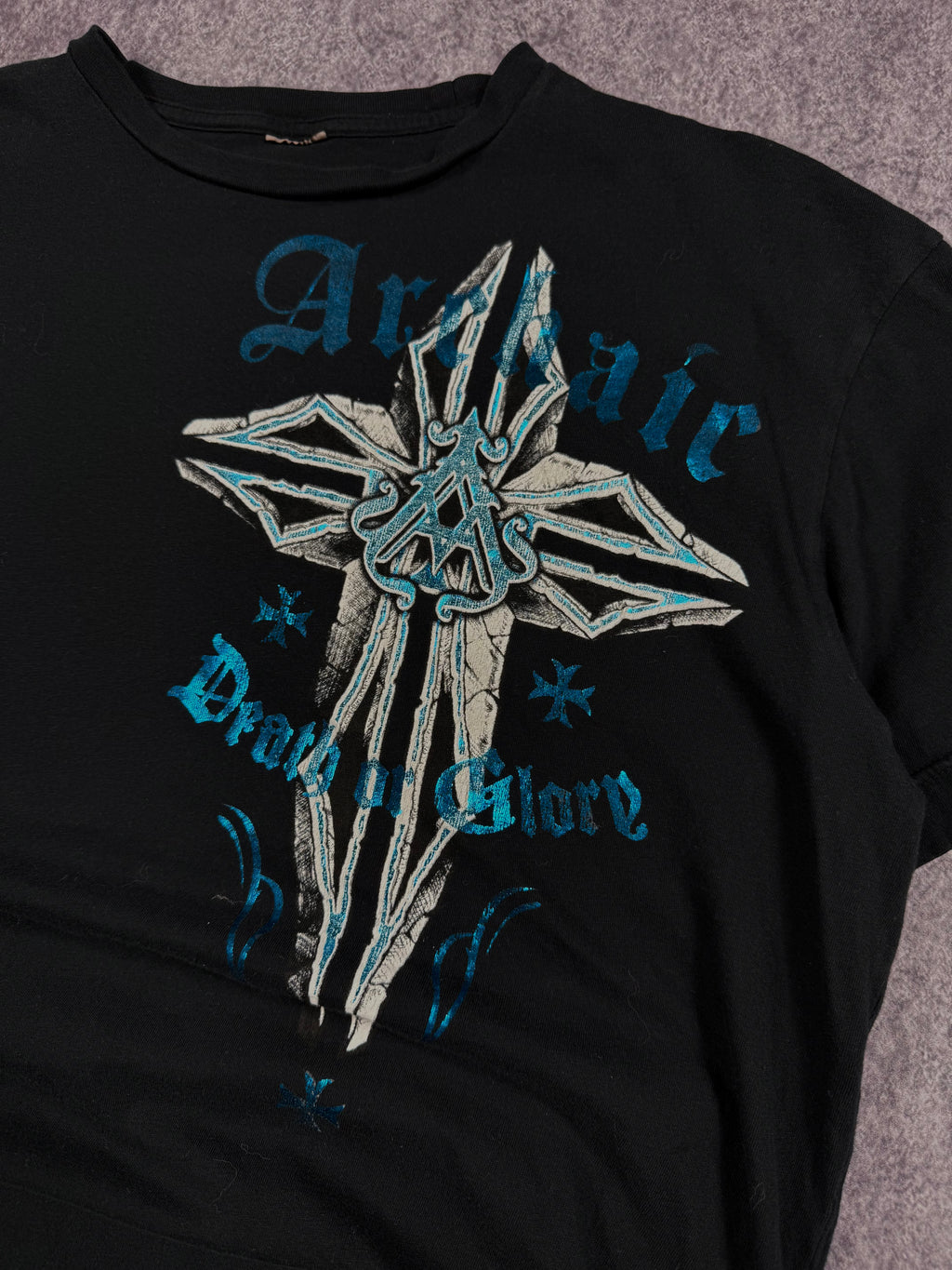 (rare) 2000s archaic chrome shirt (M)